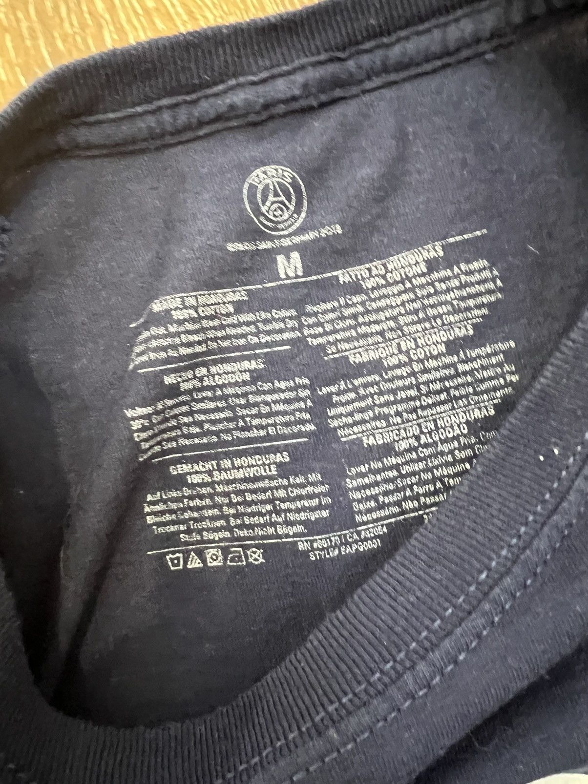 Vintage Paris saint germain longsleeve Size US M / EU 48-50 / 2 - 3 Thumbnail
