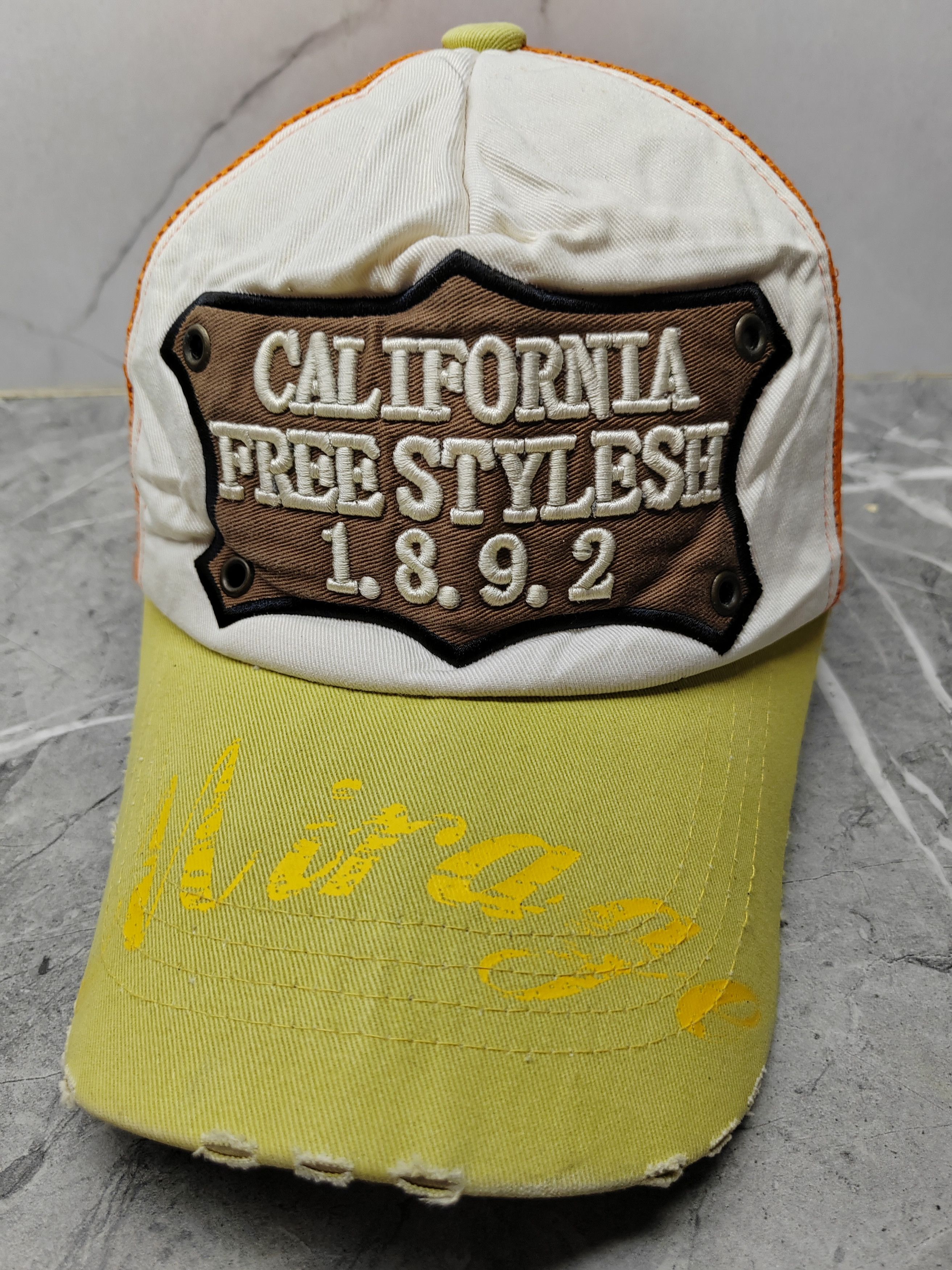 Vintage California Distressed Style Trucker Hat Cap Size ONE SIZE - 1 Thumbnail