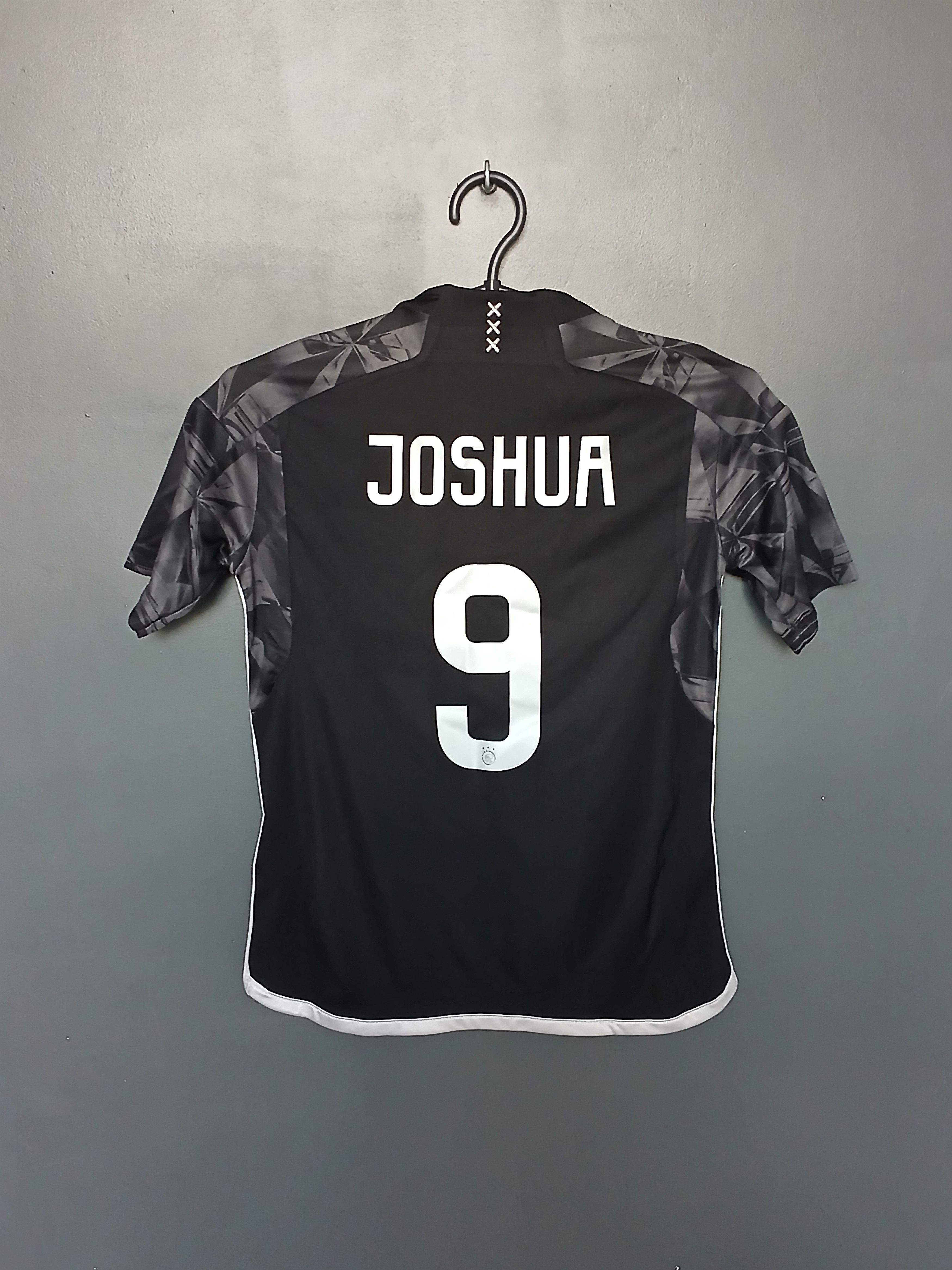 Adidas New KIDS Ajax 23/24 Third Football Jersey T-Shirt Size US XS / EU 42 / 0 - 2 Thumbnail