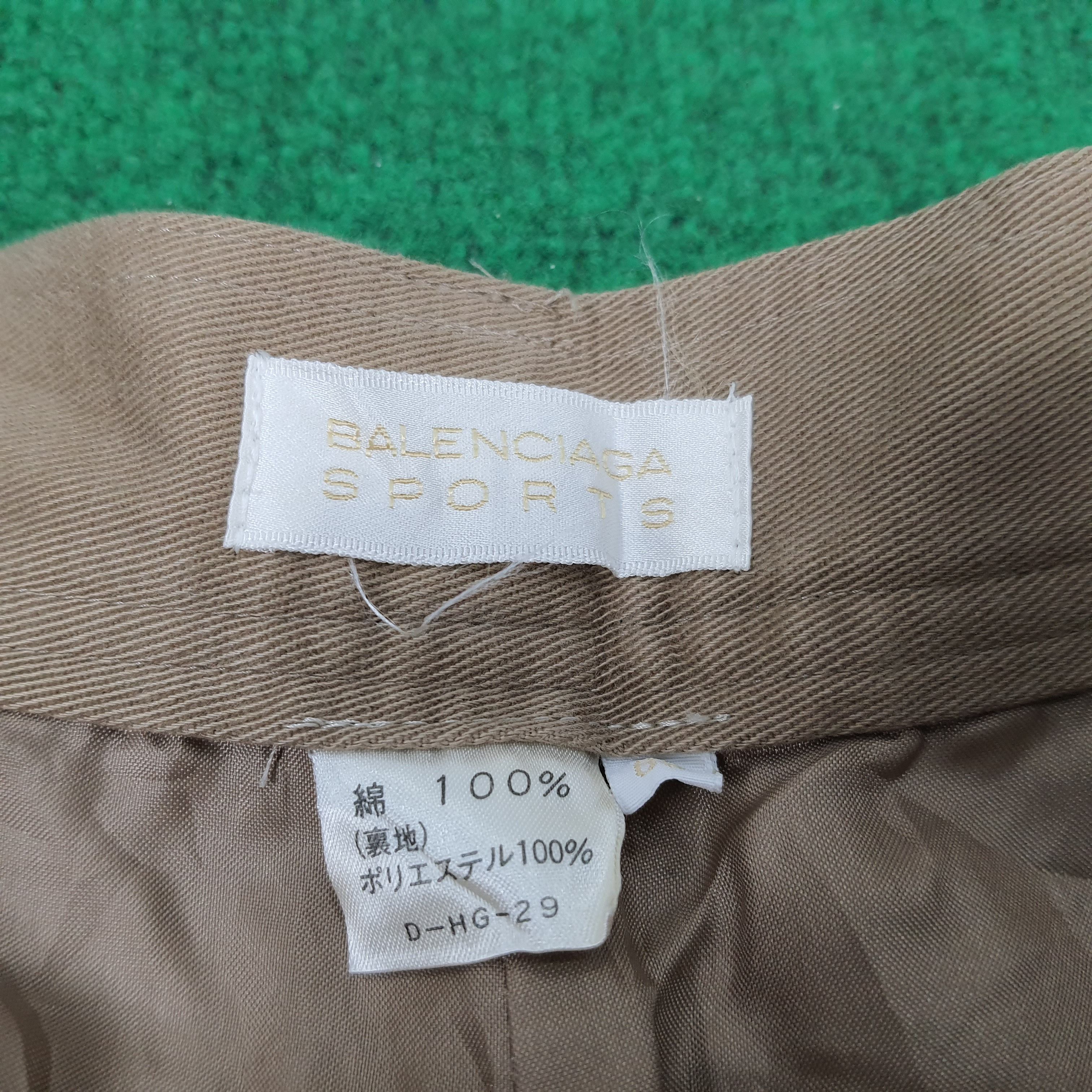 Balenciaga Vintage Balenciaga Sports Spell Out Golf Shorts Size 22" - 4 Thumbnail