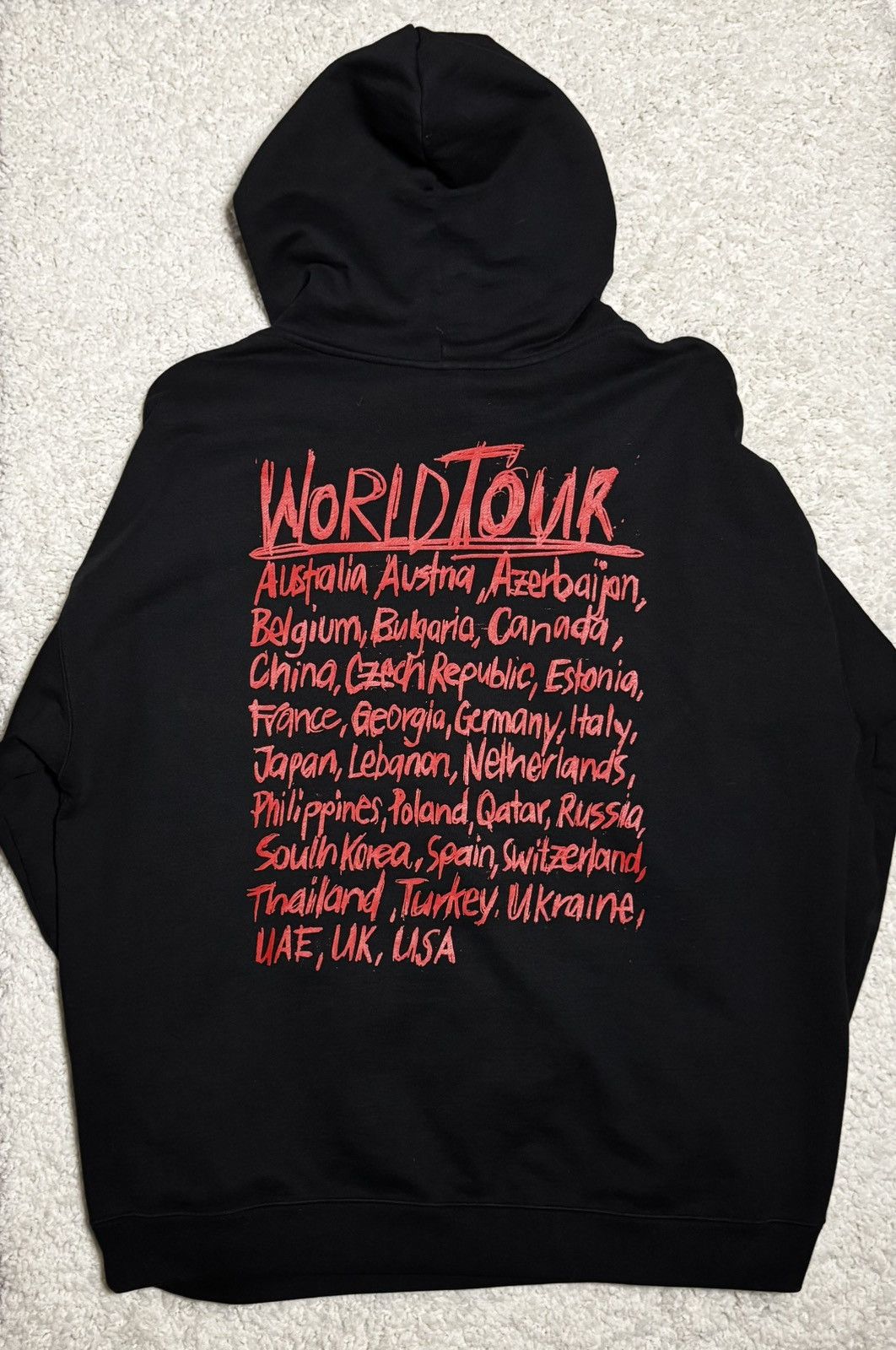 Vetements Vetements World Tour Hoodie Size US S / EU 44-46 / 1 - 2 Thumbnail