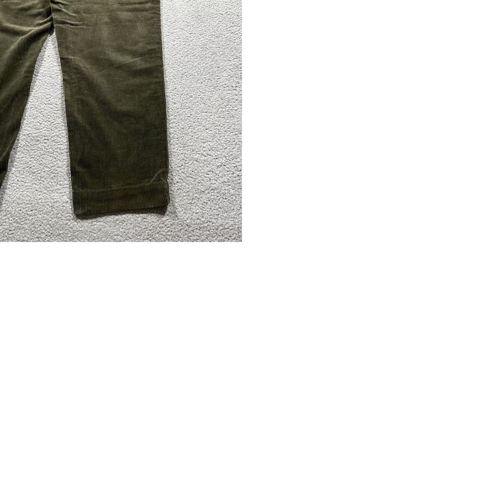 Lee Lee Corduroy Pants Mens 35x29 Olive Vintage Preppy Casual 5-Pocket Chino Straight Regular USA 80s 90s Mens Clothing Size US 35 - 10 Thumbnail