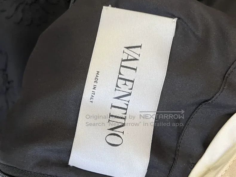 Valentino Valentino Black short-sleeved dress Size M / US 6-8 / IT 42-44 - 3 Thumbnail