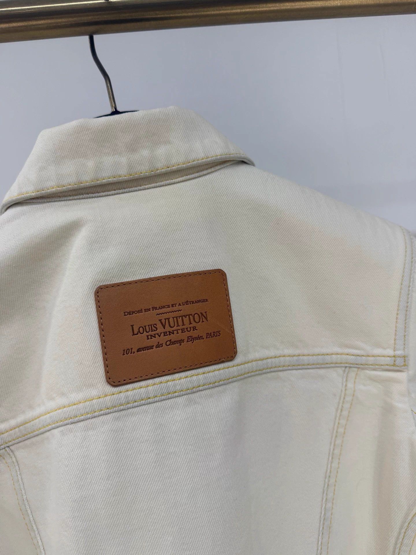 Louis Vuitton Lv Vintage Leather Panel Ivory Denim Jacket 36 99N Size M / US 6-8 / IT 42-44 - 6 Thumbnail