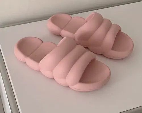image of Vintage Puffer Sandal Slides in Pink, Men's (Size 11)