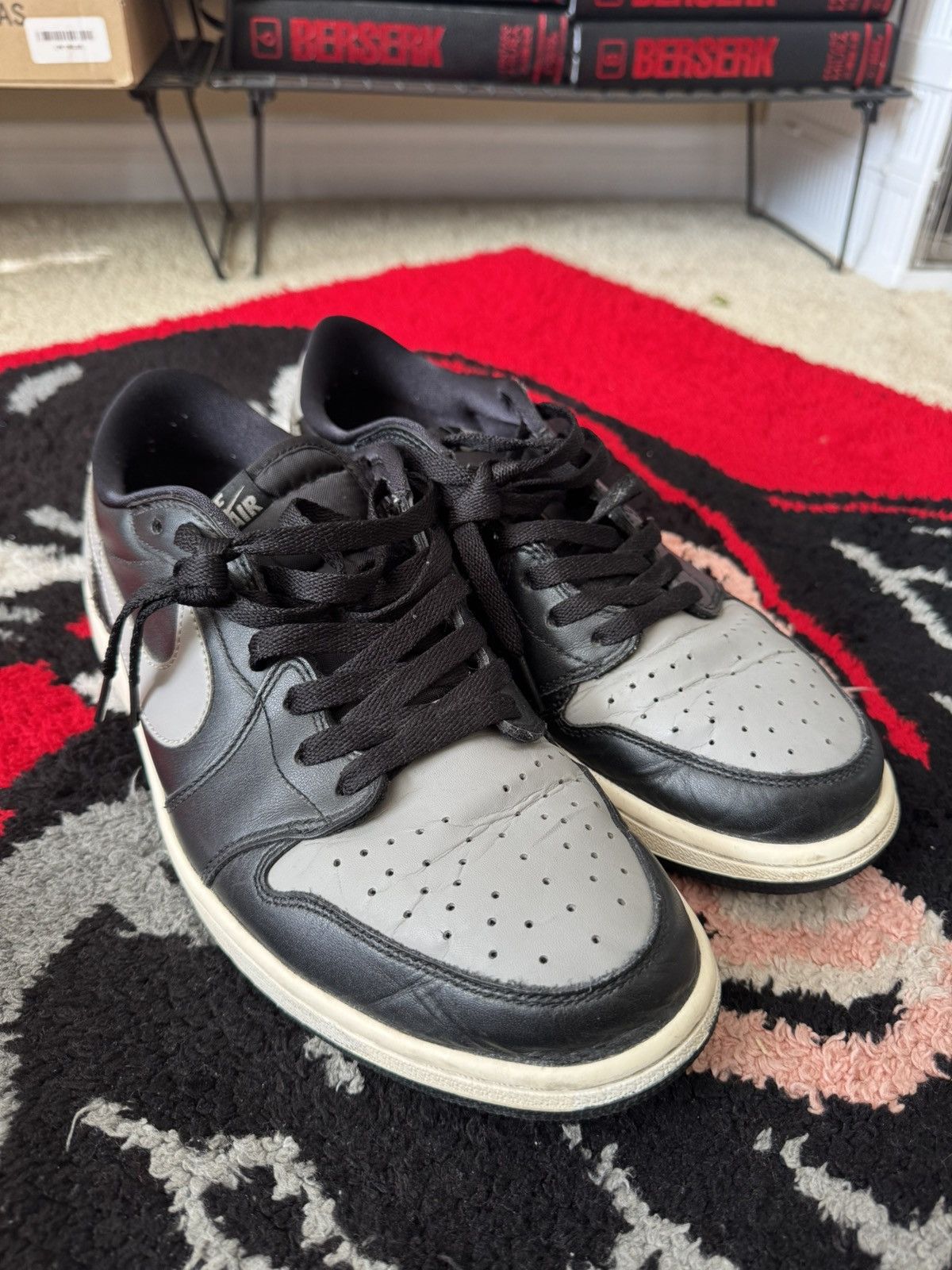 Jordan Brand Air Jordan 1 Shadow Low Size US 11 / EU 44 - 1 Thumbnail