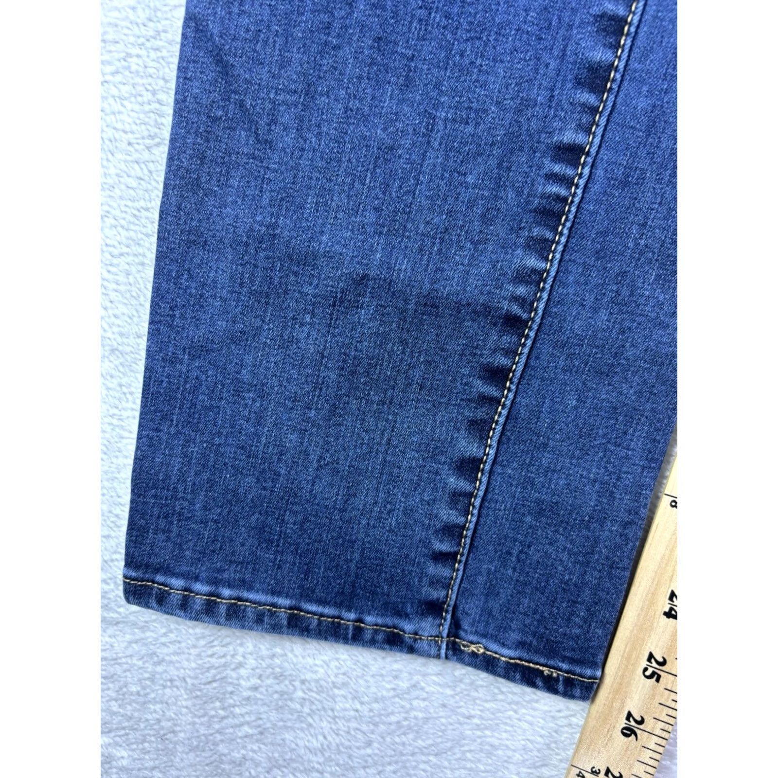 Denizen DENIZEN Jeans Women Mid Rise Straight Leg Stretch Sculpt 16s 16 Regular Blue Denim 5-Pocket City Vintage: No Size 38" / US 16 / IT 52 - 4 Thumbnail