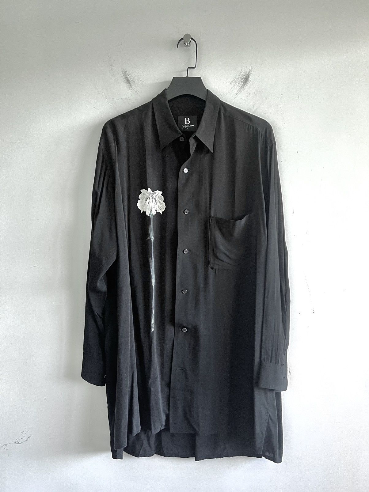 Yohji Yamamoto Yohji Yamamoto - Rayon One White Flower Long Blouse Shirt Size US M / EU 48-50 / 2 - 9 Thumbnail