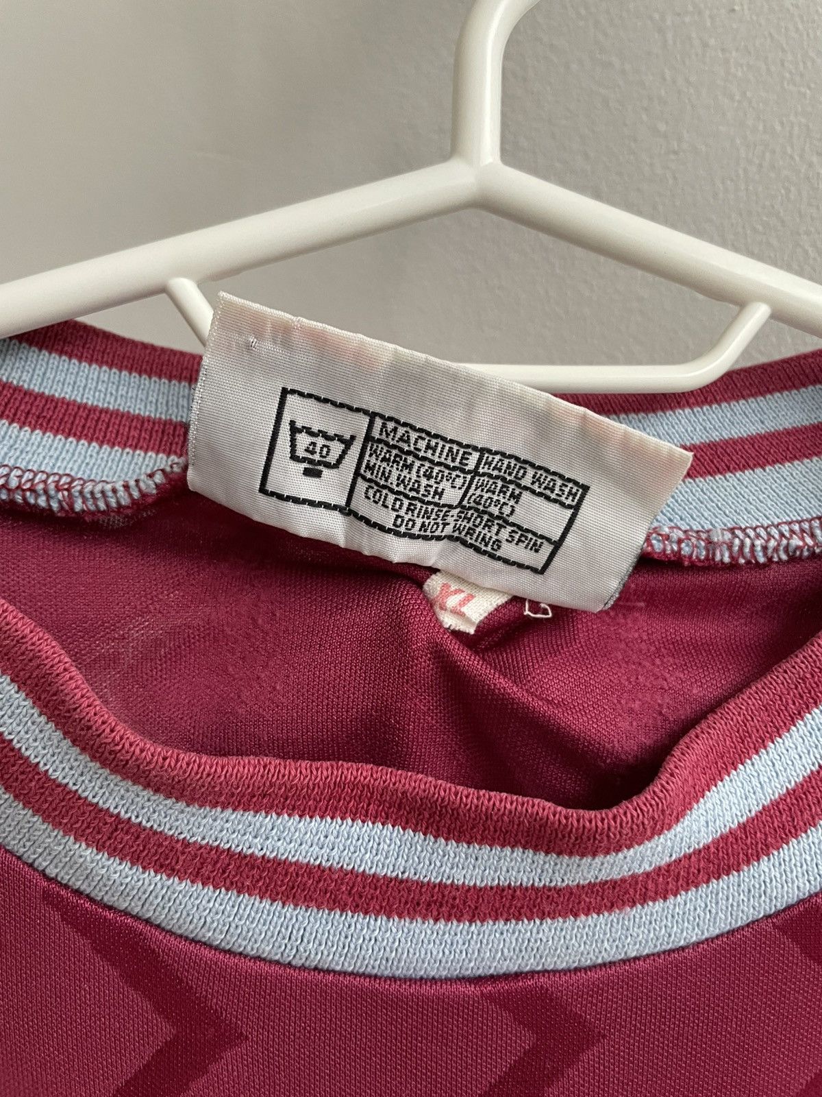 Vintage Bobby Moore West Ham United 1993 1994 1995 Football Shirt Size US XXL / EU 58 / 5 - 11 Thumbnail