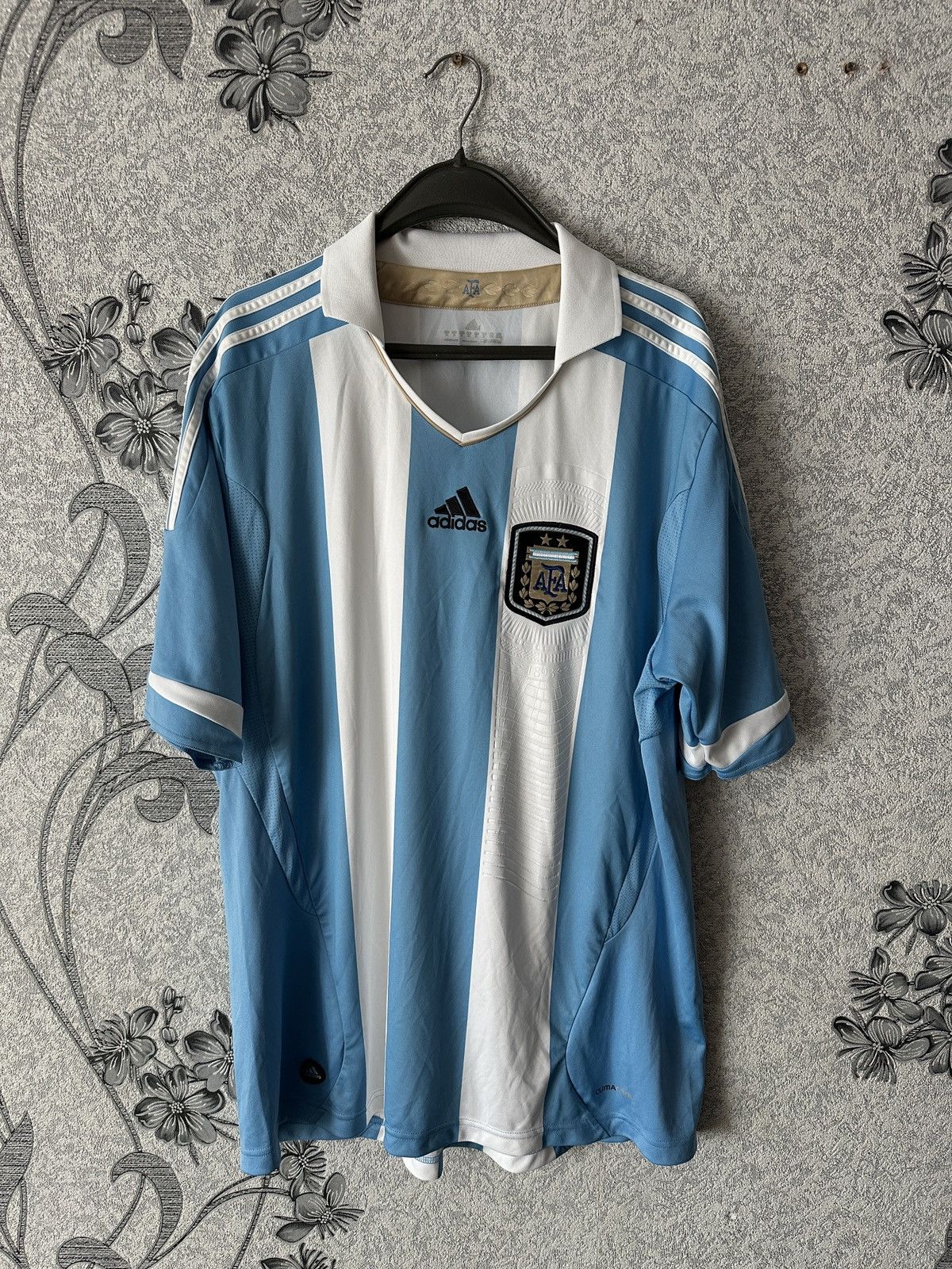 ARGENTINA 2011 2012 HOME FOOTBALL SHIRT SOCCER JERSEY ADIDAS