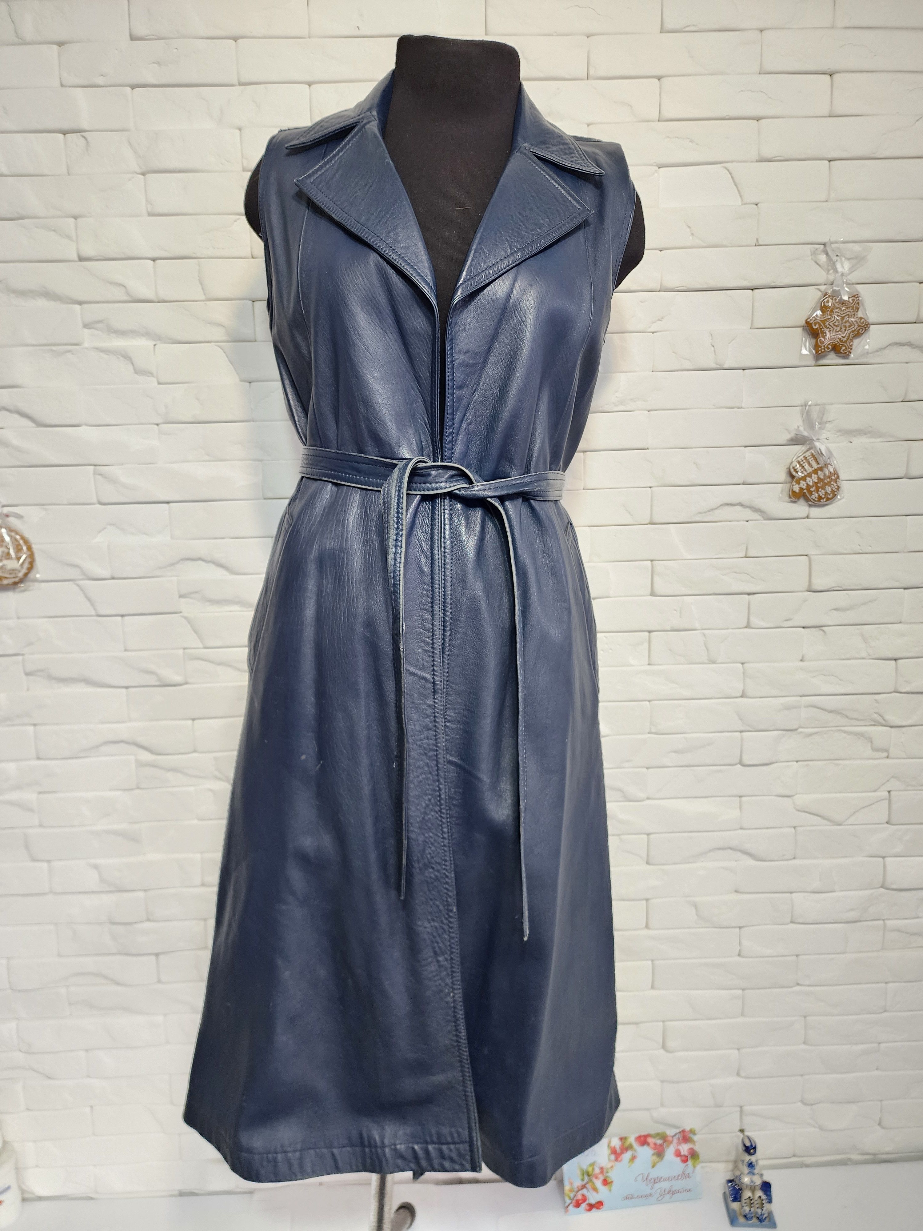 Other Blue Leather Vest: Women's Vintage Vest with Pockets Size M / US 6-8 / IT 42-44 - 1 Thumbnail