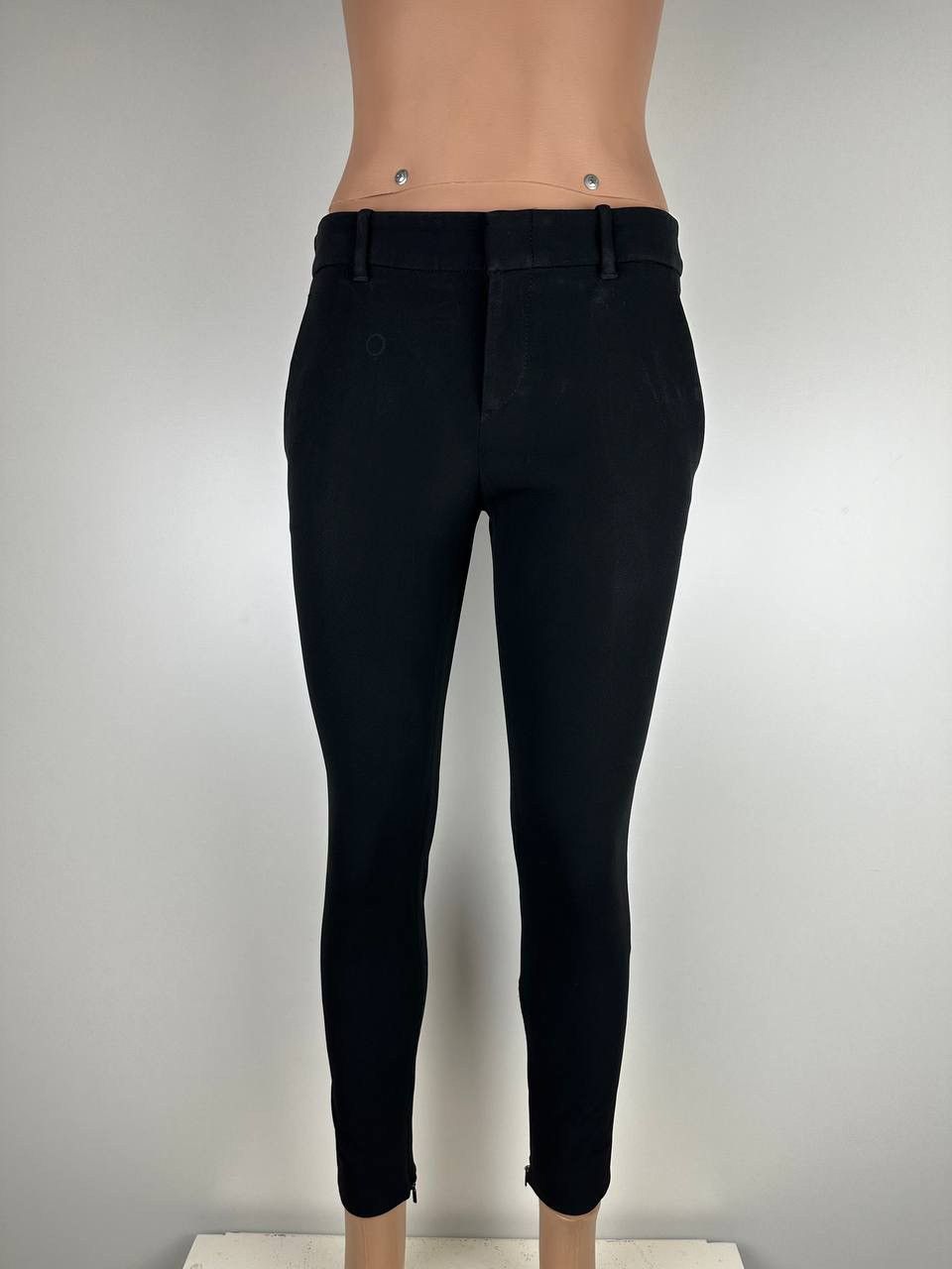 Gucci Pants Gucci Size 25" / US 0 / IT 36 - 1 Thumbnail