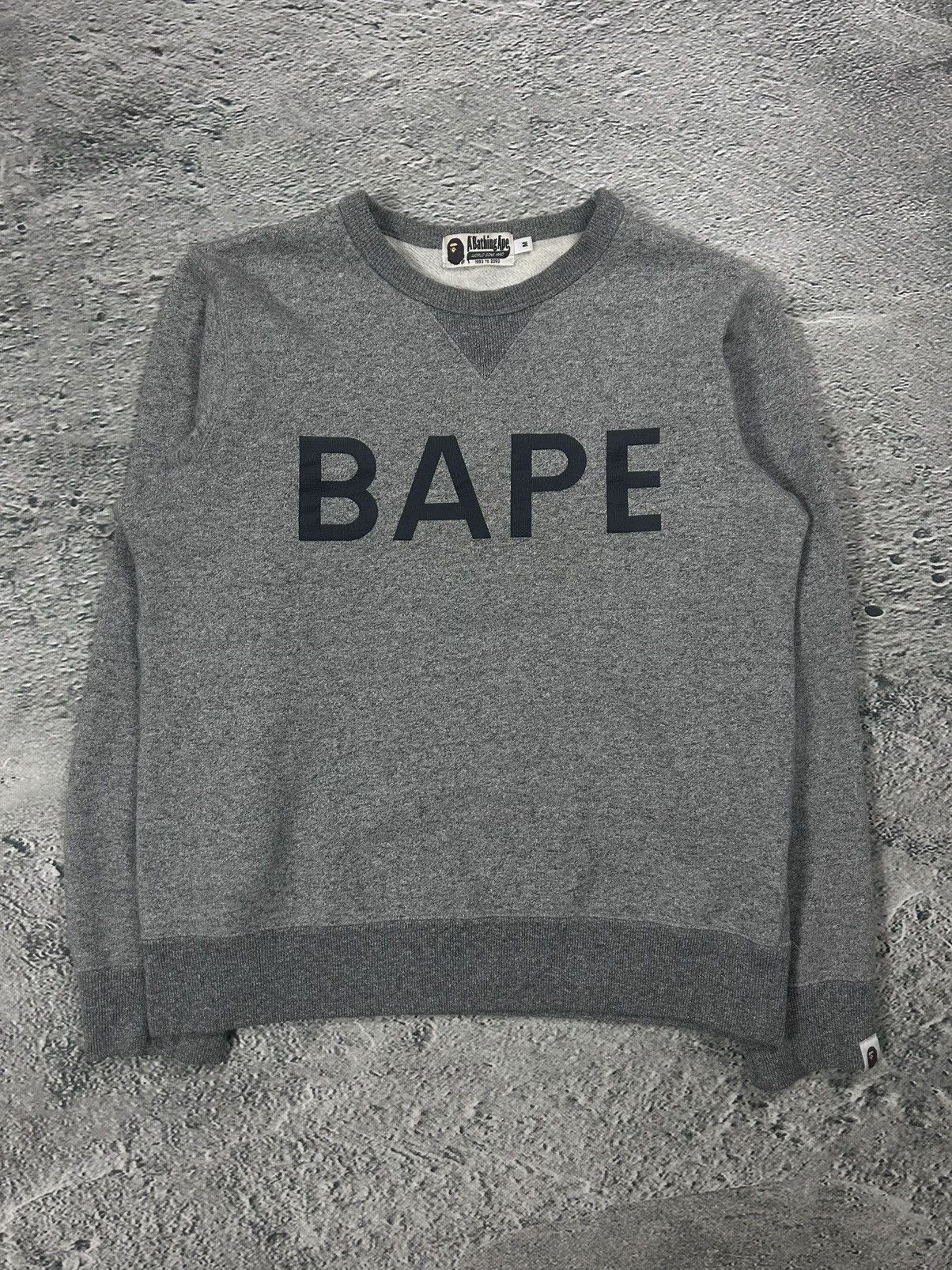 Bape Bape sweatshirt grey big logo spell out black Size US M / EU 48-50 / 2 - 1 Thumbnail