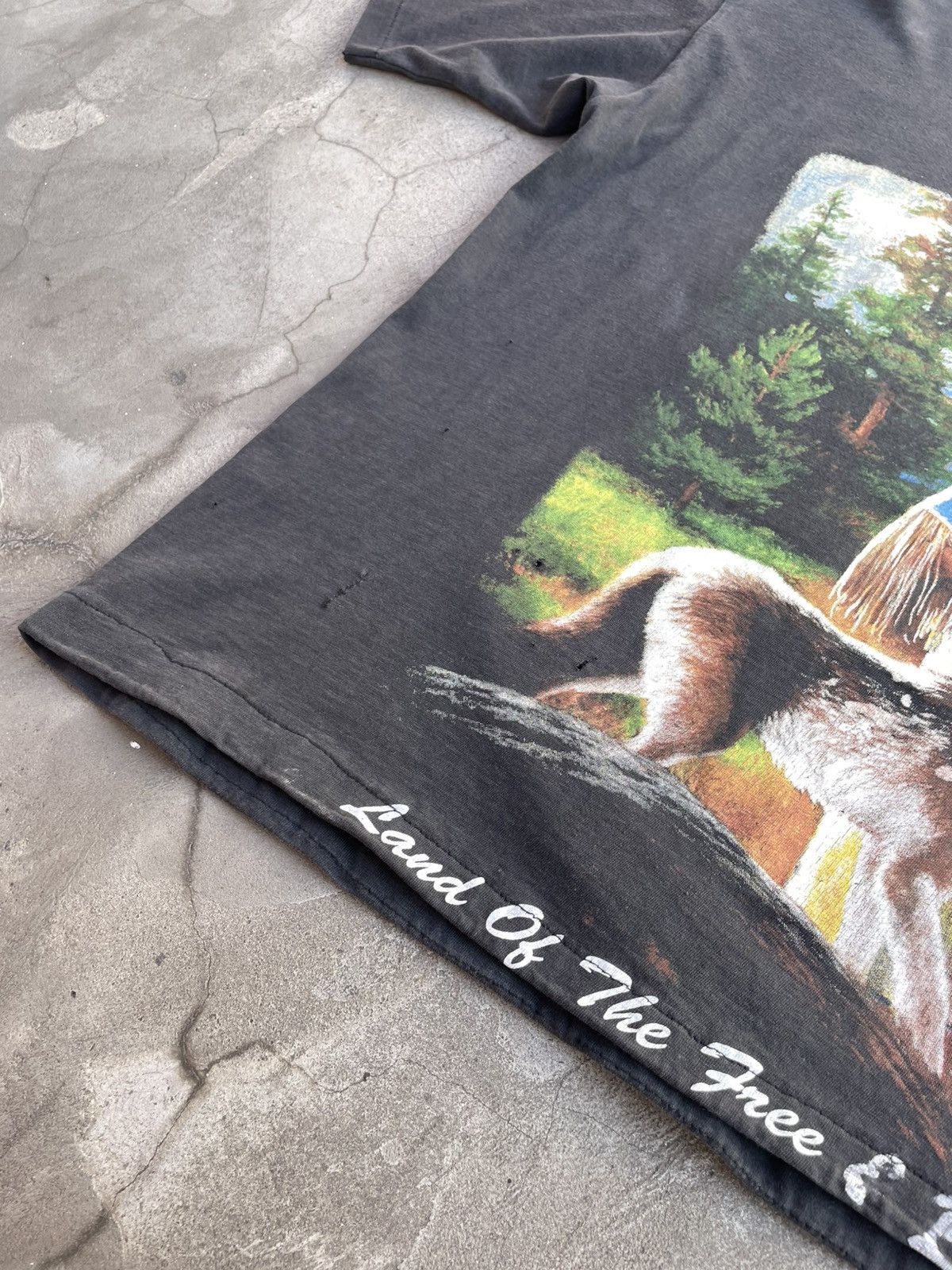 Vintage Ancient 1980s Single Stitched T-Shirt, Sunfade Size US L / EU 52-54 / 3 - 12 Thumbnail