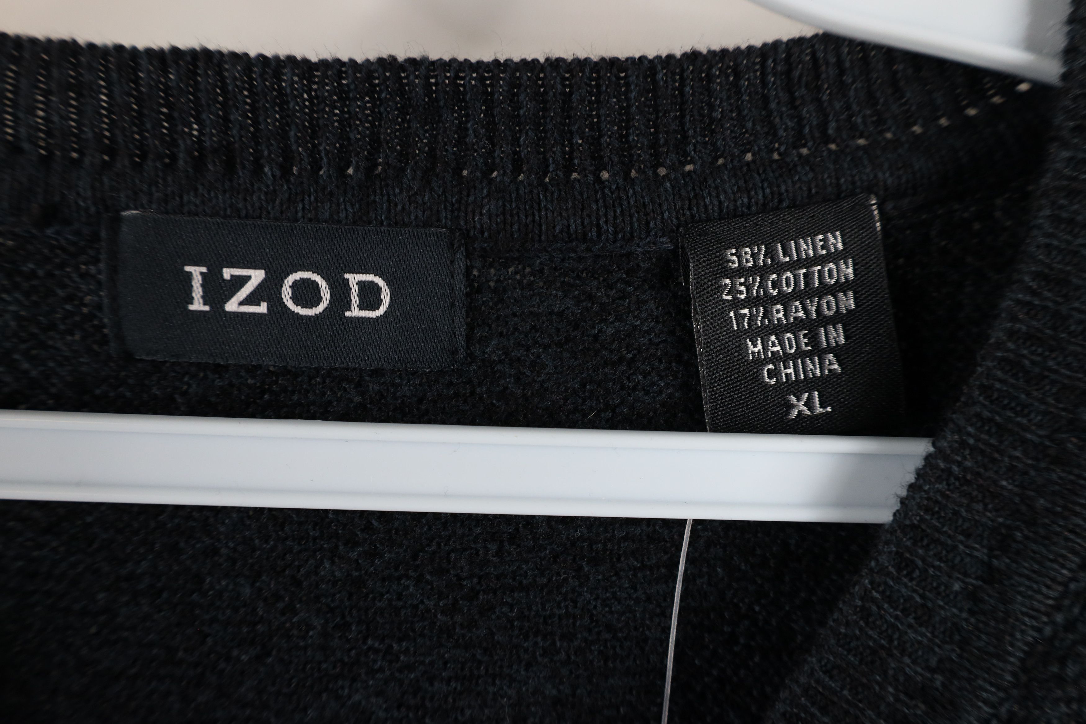 Izod × Vintage Deadstock Vintage Izod Golf Textured V-Neck Sweater Vest Size US XL / EU 56 / 4 - 6 Thumbnail