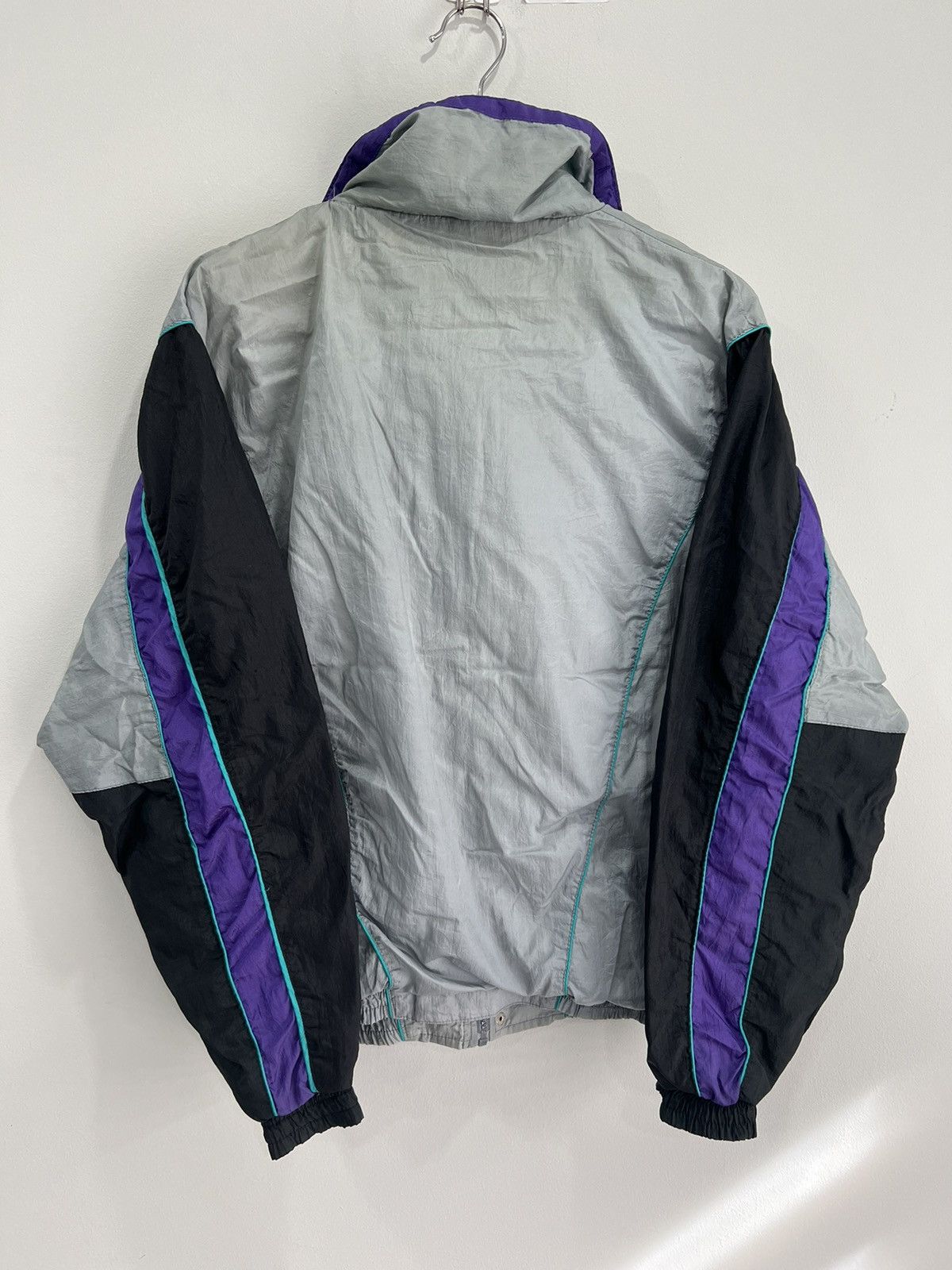 Givenchy Vintage 80s Givenchy Track Jacket Top Zip Up windbreaker Size US L / EU 52-54 / 3 - 3 Thumbnail