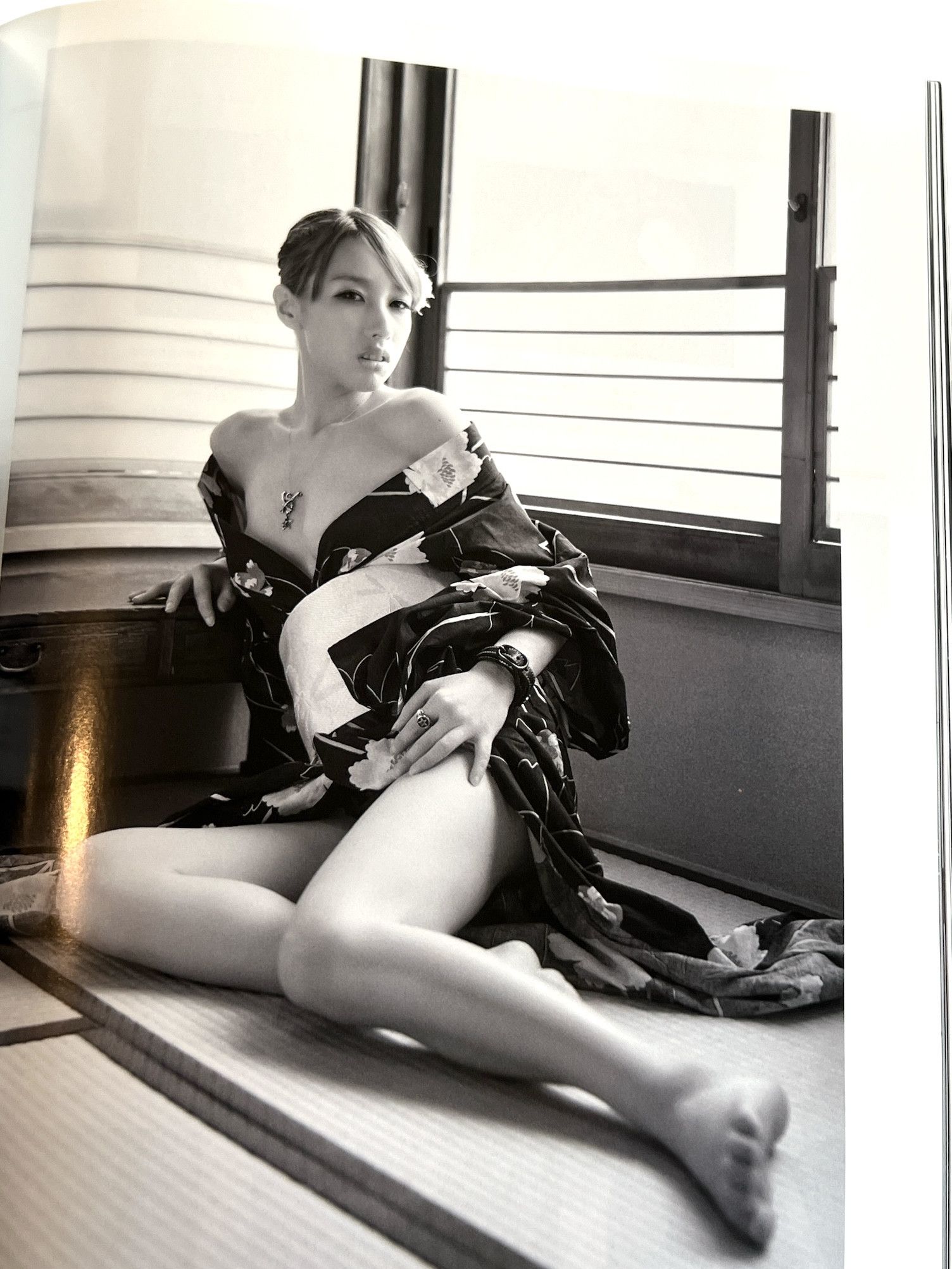 Chrome Hearts CHROME HEARTS Magazine 2016 Catalog Silver Girl Japan Size ONE SIZE - 6 Thumbnail