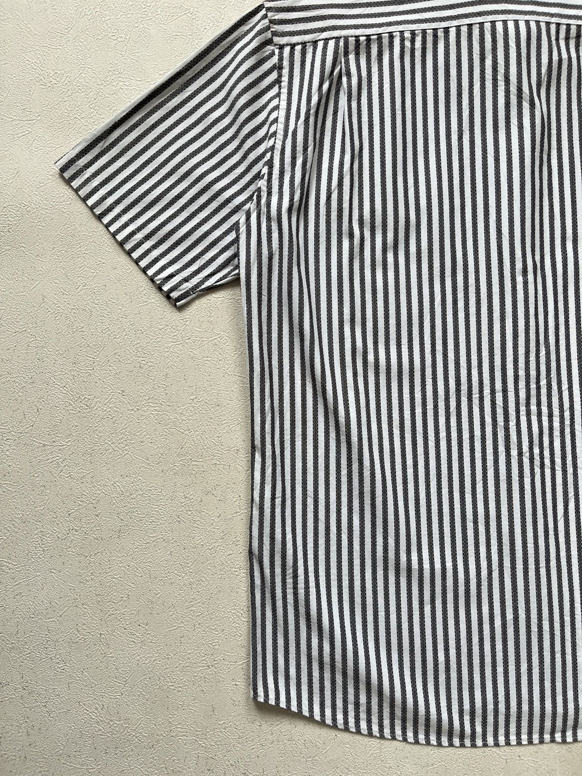 Original Fake Original Fake Striped Button Up Shirts by Kaws Size US M / EU 48-50 / 2 - 14 Thumbnail