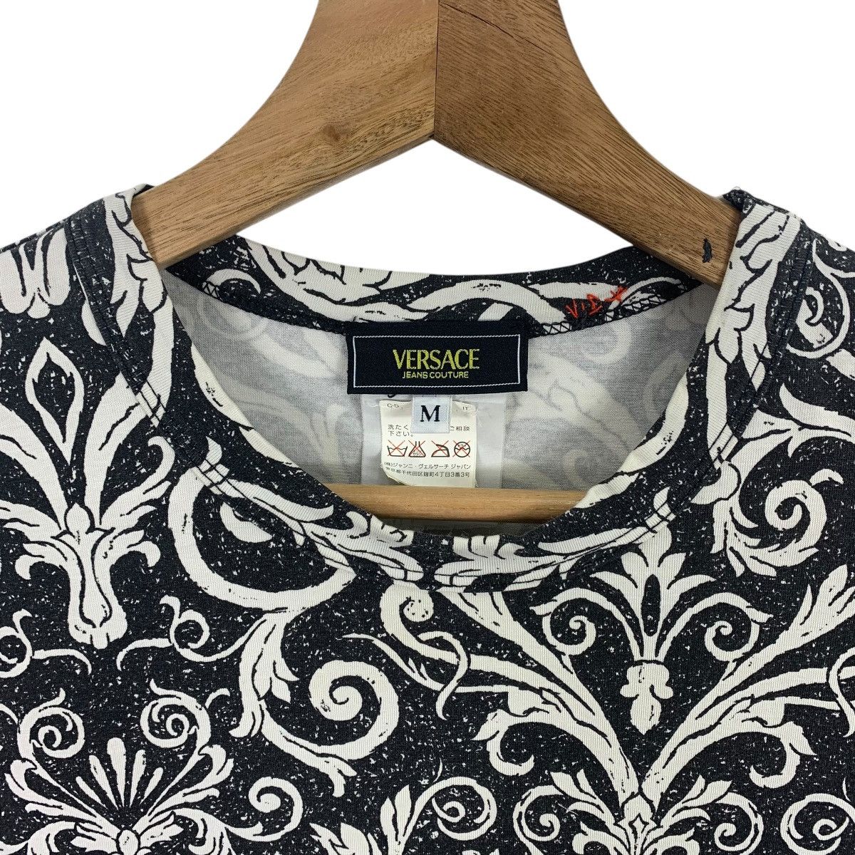 Designer × Versace × Vintage Vintage VERSACE JEANS COUTURE full printed tee Size US M / EU 48-50 / 2 - 8 Thumbnail