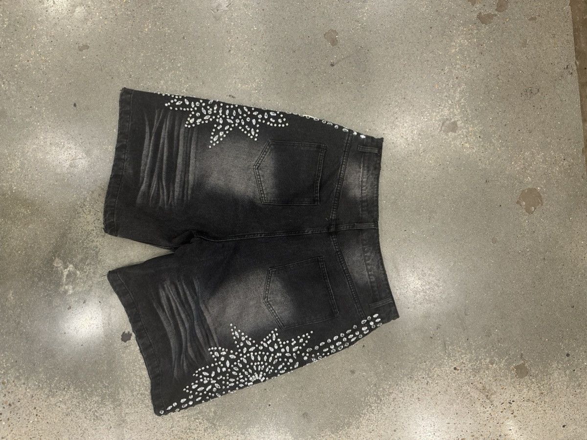 Vale Vale forever vally dreams black ice out jean shorts Size US 32 / EU 48 - 2 Thumbnail