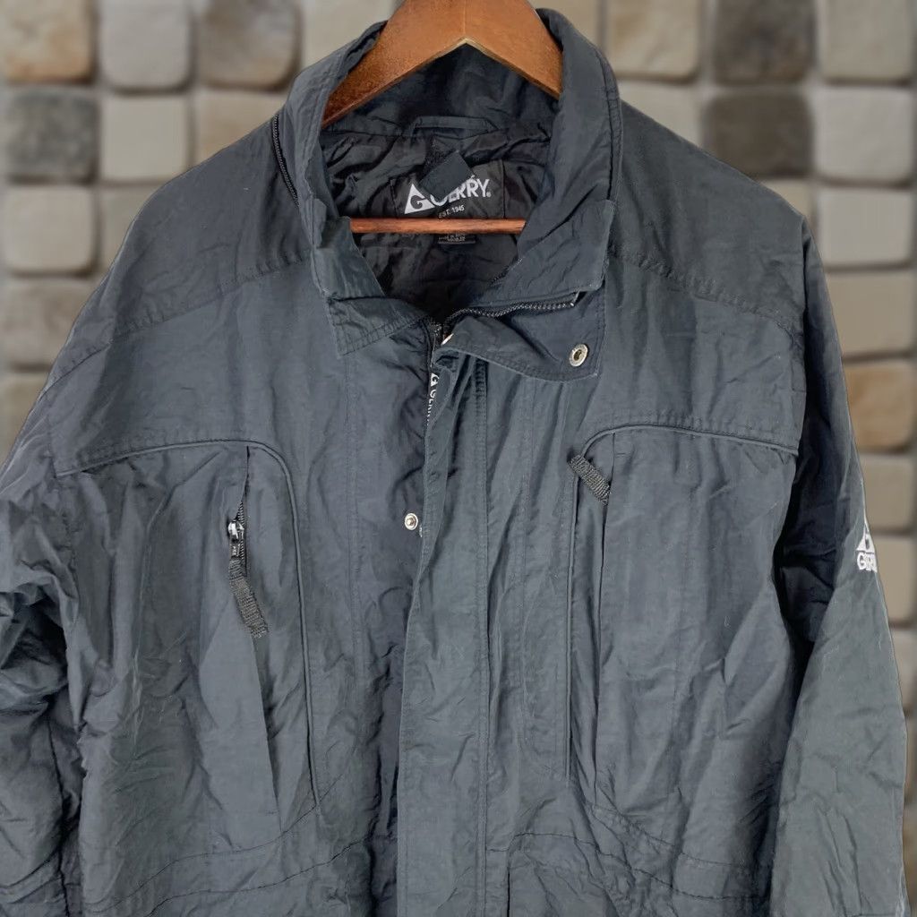 Vintage Gerry Men's Black Winter Ski Nylon Jacket L Large Hooded Waterproof Windproof Lightweight Full Zip Pockets Removable Lining Soft Shell Size US L / EU 52-54 / 3 - 1 Thumbnail