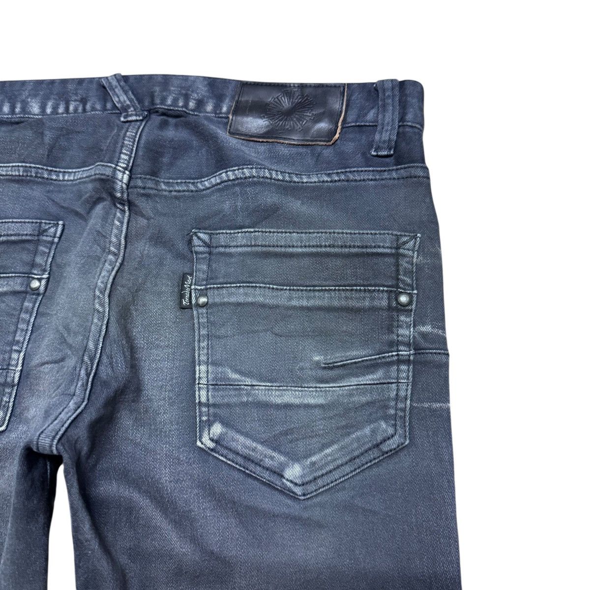 Tornado Mart Tornado Mart Grey Denim Low Flare Jeans Clawmark Size US 31 - 11 Thumbnail