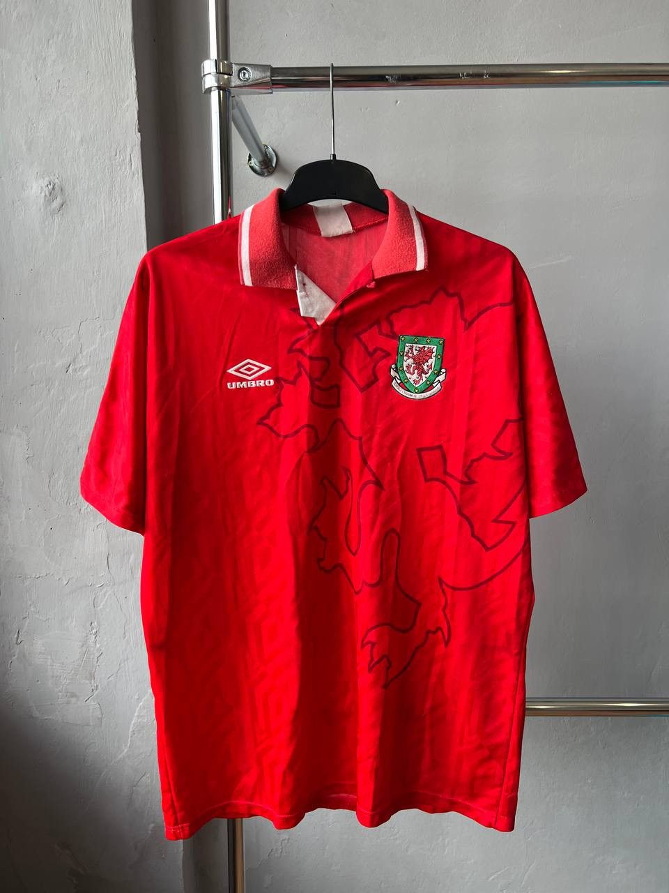 Umbro 1992/94 WALES TEAM HOME SOCCER JERSEY FOOTBALL SHIRT RARE Size US XXL / EU 58 / 5 - 2 Thumbnail