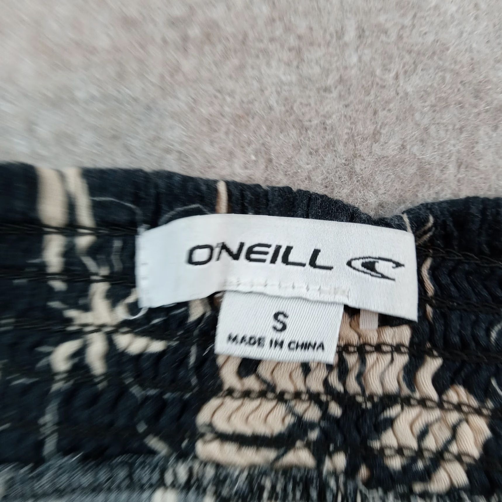 O'Neill O'Neill Women's Beach Pants Small Black Beige Floral Wide Leg Stretchy Size 28" / US 6 / IT 42 - 6 Thumbnail