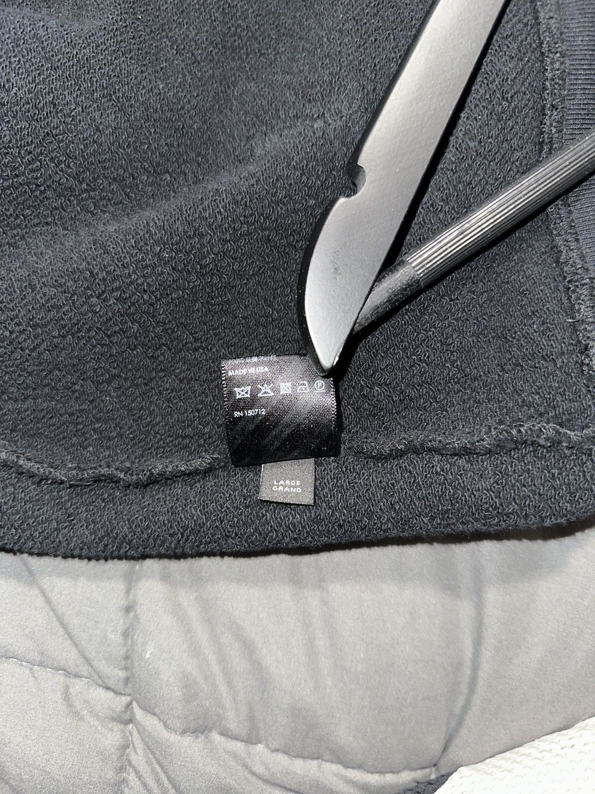 Amiri Amiri Cracked Dye Hoodie Size US L / EU 52-54 / 3 - 9 Thumbnail
