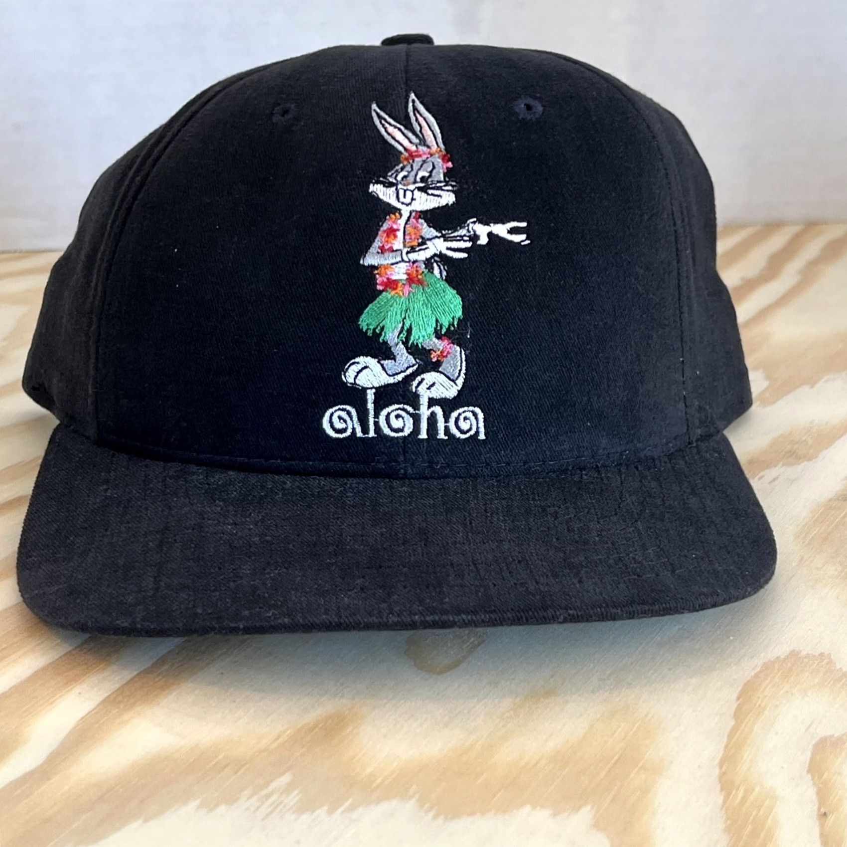 Vintage VINTAGE Warner Bros Hat Bug Bunny Aloha Honolulu Black Snapback Made USA Size ONE SIZE - 3 Thumbnail