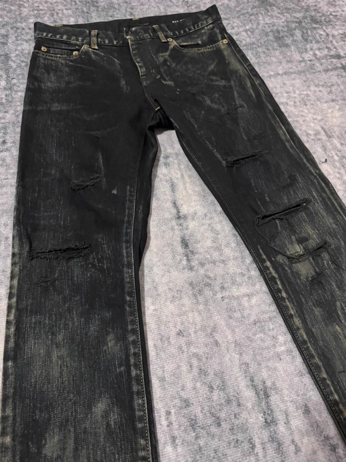 Saint Laurent Paris Authentic Saint Laurent SLP16FW distressed jeans Size 29" - 4 Thumbnail