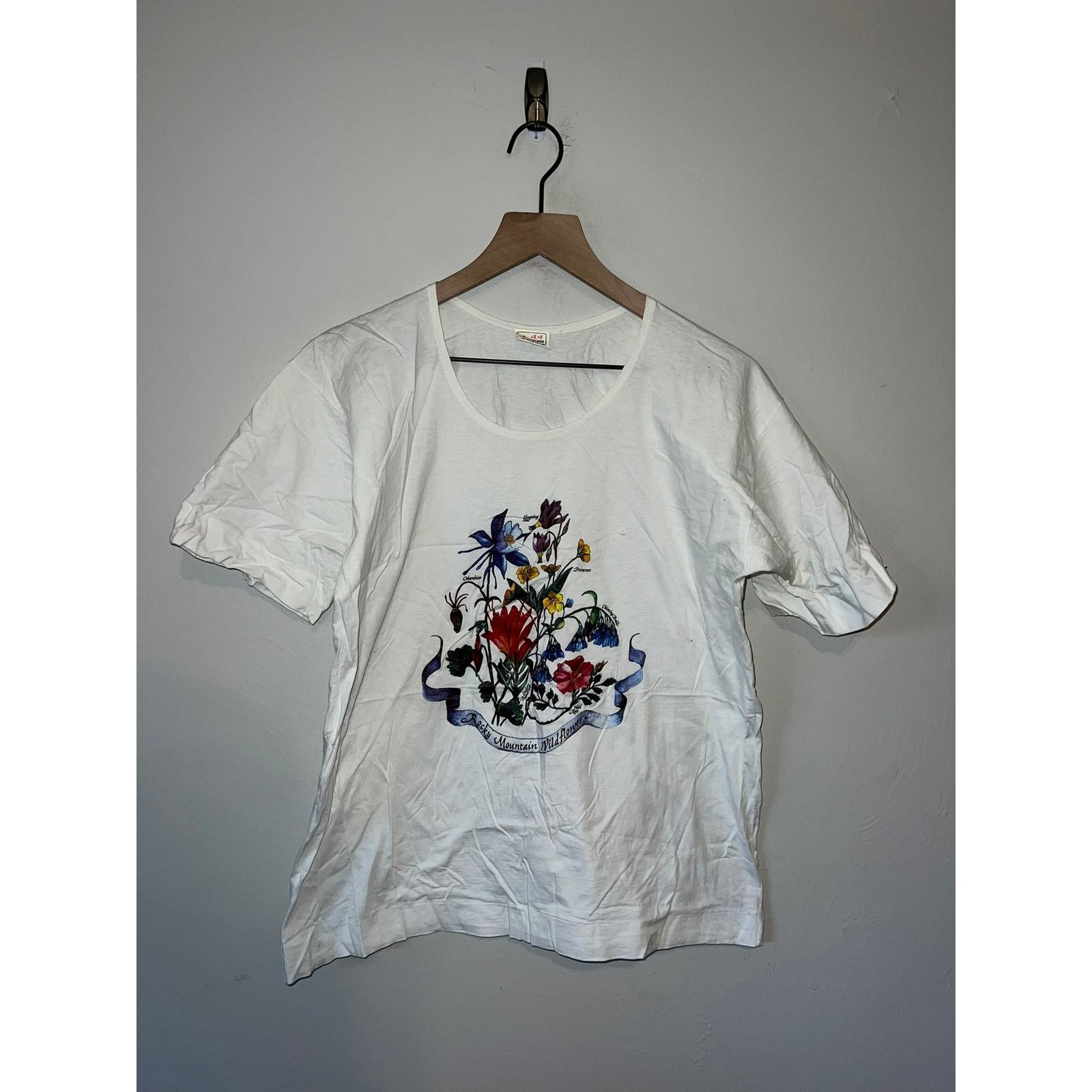 Vintage Vintage Womens Rocky Mountain Wildflowers Shirt Tee 44 Large Size L / US 10 / IT 46 - 1 Thumbnail