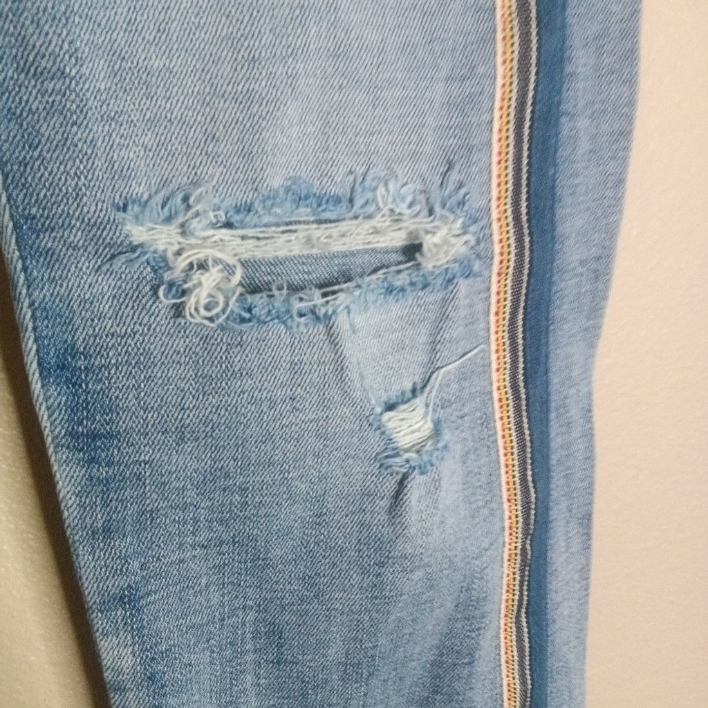 Anthropologie Anthropologie Pilcro Mid-Rise Slim Boyfriend Jeans Size 27 Size 27" / US 4 / IT 40 - 6 Thumbnail