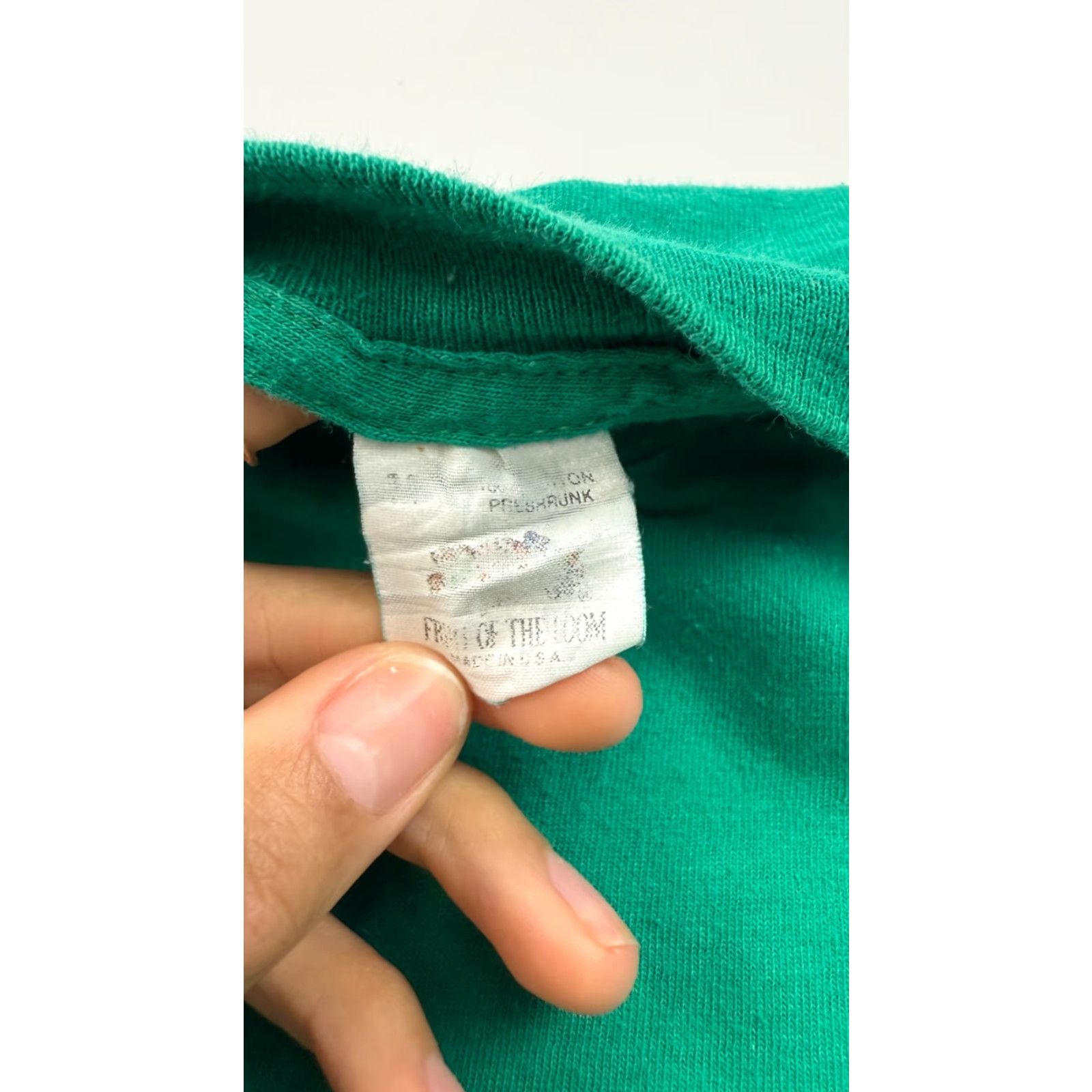 Fruit Of The Loom Fruit of the Loom Shirt Mens S Green Pocket Crew Neck USA Made Short Sleeve Cotton Size US S / EU 44-46 / 1 - 4 Thumbnail
