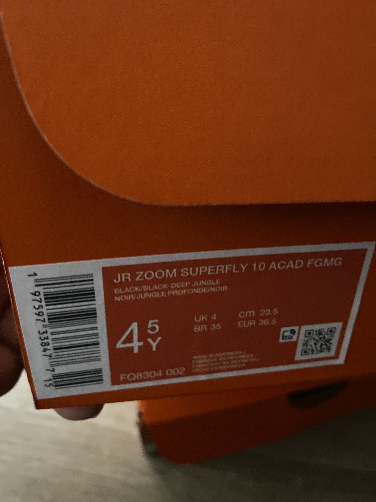 Nike NIKE SOCCER CLEATS ( READ DESCRIPTION!!!!) Size US 5 / EU 37 - 6 Thumbnail