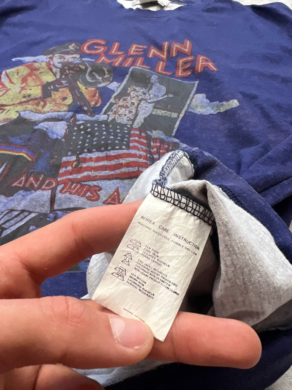 Avirex Vintage Avirex T-Shirt Big Logo With Labels Size US XL / EU 56 / 4 - 13 Thumbnail