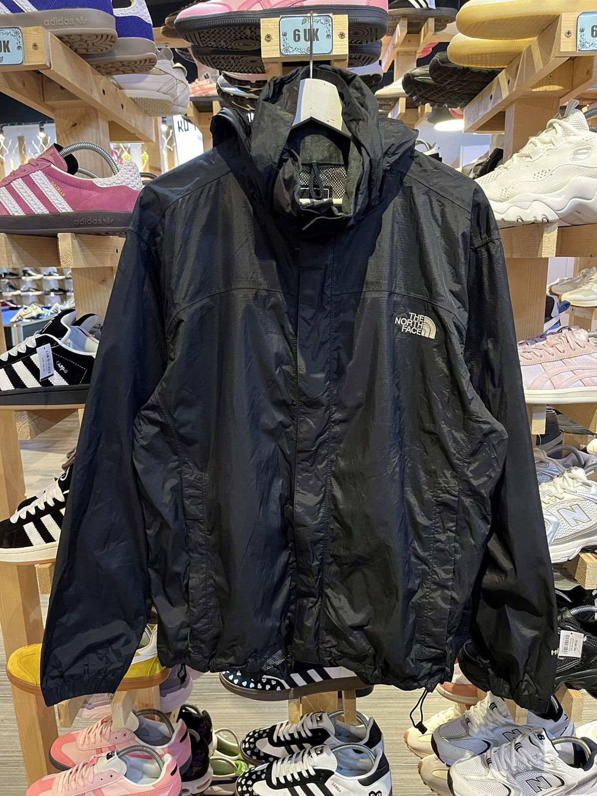 The North Face × Vintage The North Fave Hyvent Black Jacket Hooded Waterproof Size US M / EU 48-50 / 2 - 1 Thumbnail