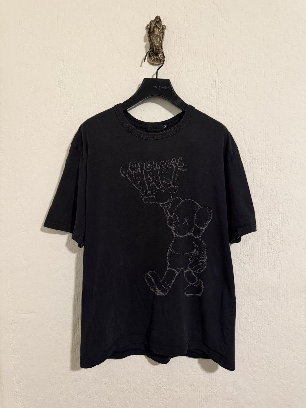 Original Fake Originalfake x Kaws graphic t shirt size 3 RARE archive Size US M / EU 48-50 / 2 - 1 Thumbnail