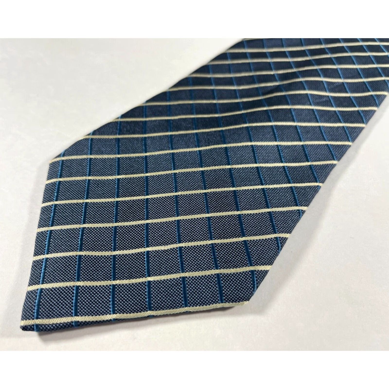 Sulka Sulka Men’s Luxury Silk Tie Geometric Gray Made in France Silk Length 60 Width 3.75" Size ONE SIZE - 4 Thumbnail