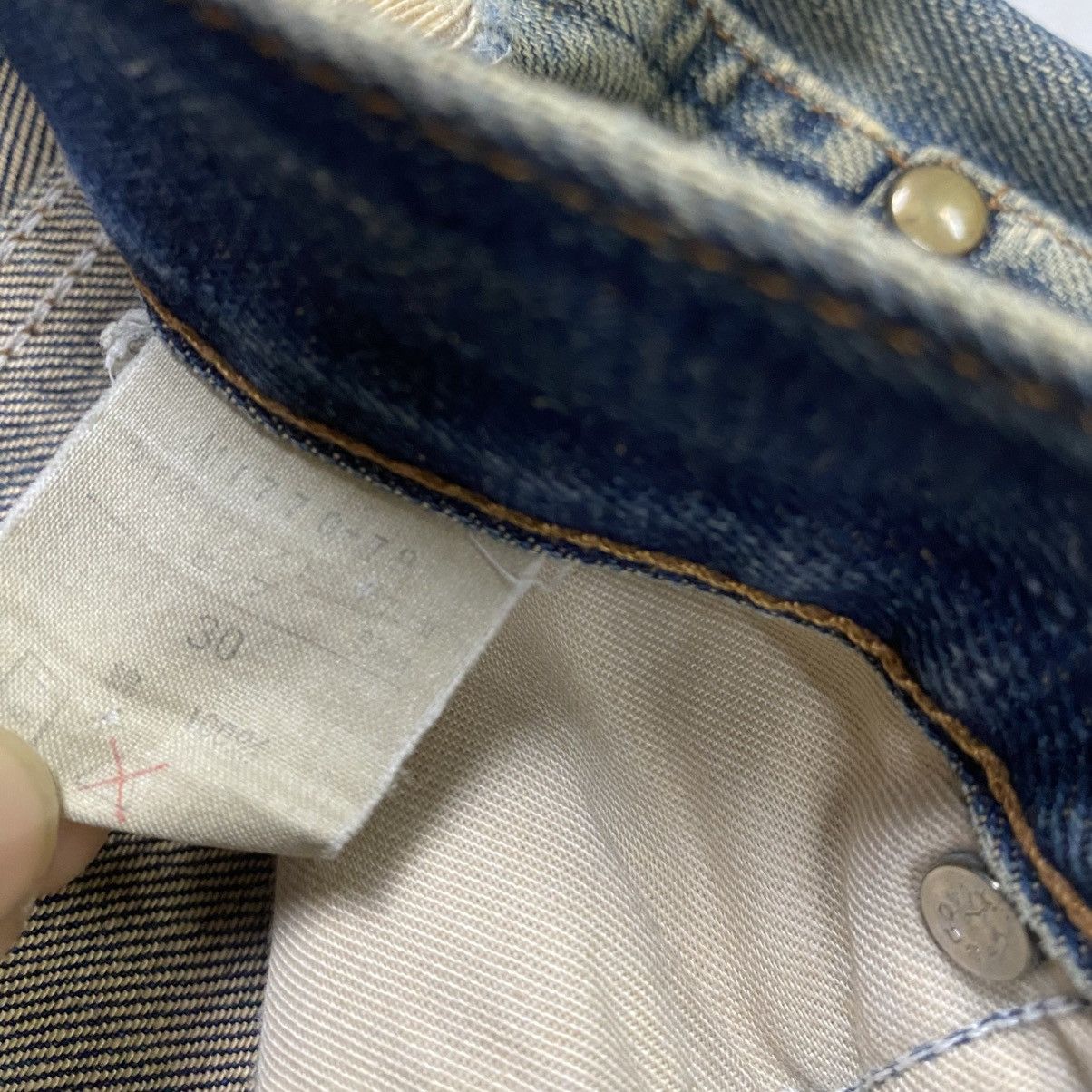 Vintage × Wrangler Wrangler distressed denim flare pant Size US 29 - 17 Thumbnail