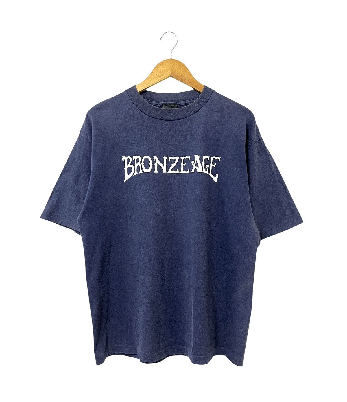 VINTAGE 90s BRONZE AGE FISH SKELETON SKATEBOARDS USA TSHIRT