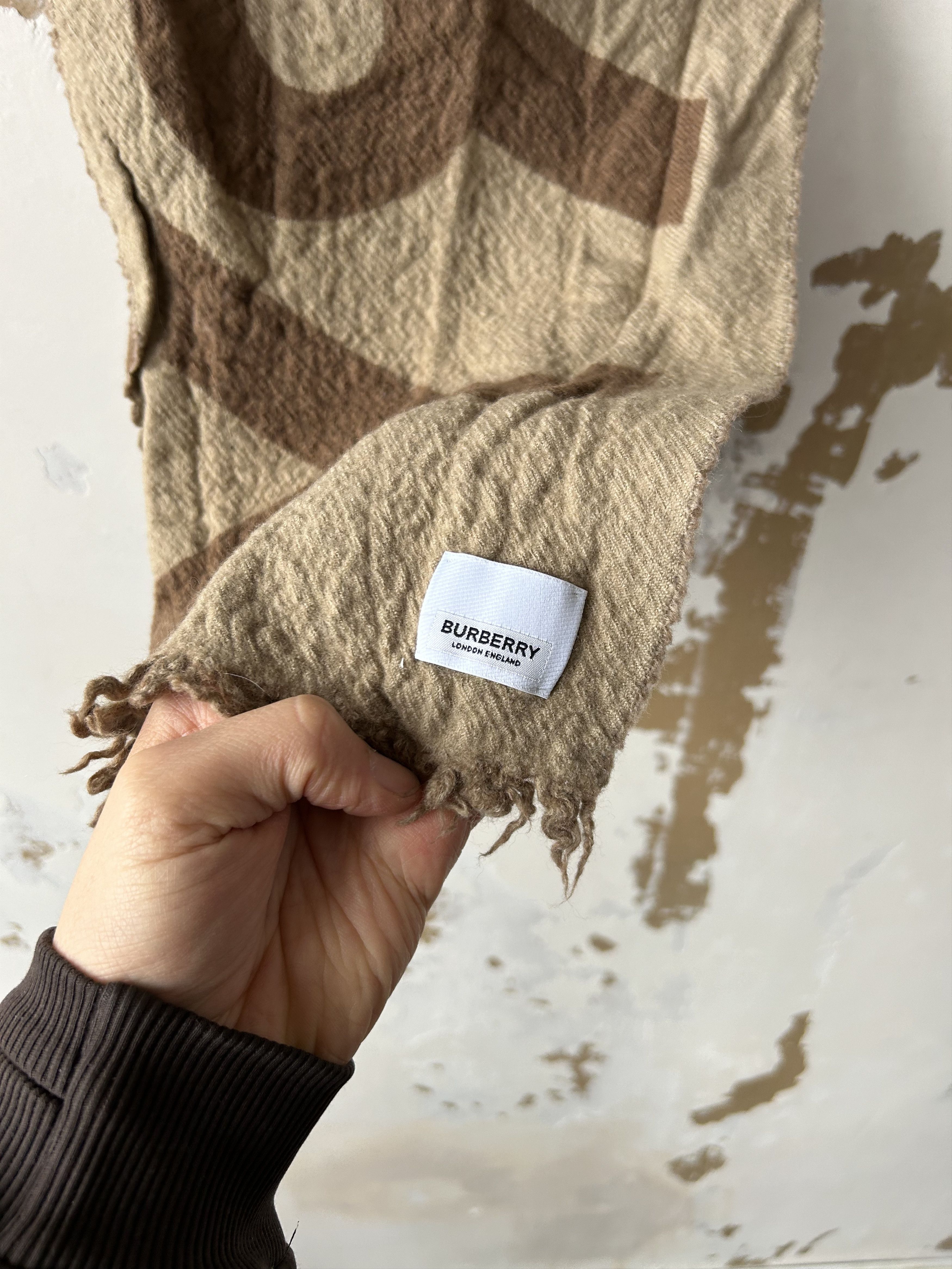 Burberry × Vintage Burberry Scarf Wool Scarves Size ONE SIZE - 2 Thumbnail