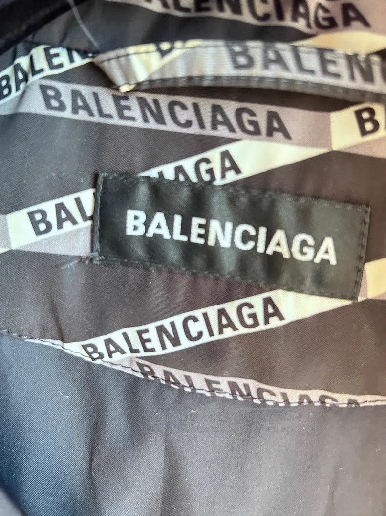 Balenciaga Balenciaga Full Logo Windbreaker, Sport Jacket, Size 44 Size US S / EU 44-46 / 1 - 2 Thumbnail