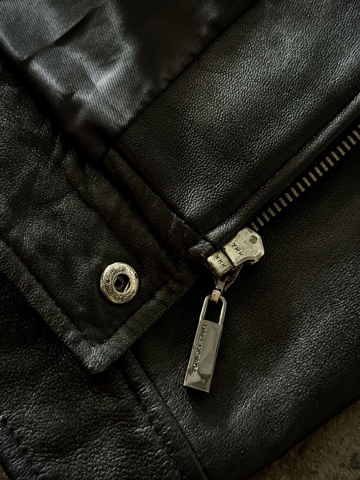 Balenciaga Balenciaga - 1997 - Nicolas Ghesquière - Moto Leather Jacket Size US L / EU 52-54 / 3 - 16 Thumbnail