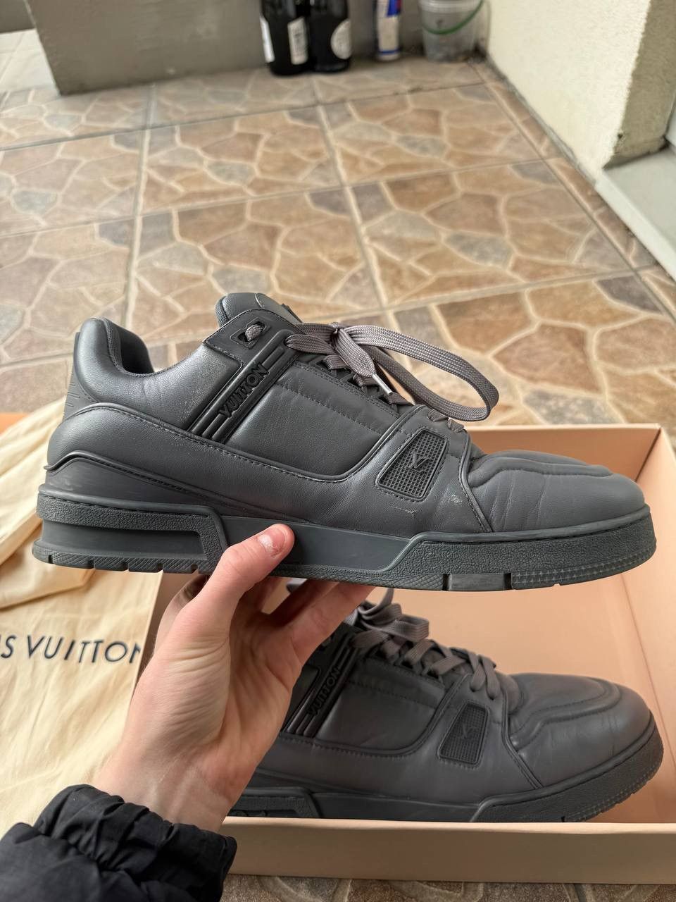 Louis Vuitton Louis Vuitton leather grey trainers Size US 11 / EU 44 - 3 Thumbnail