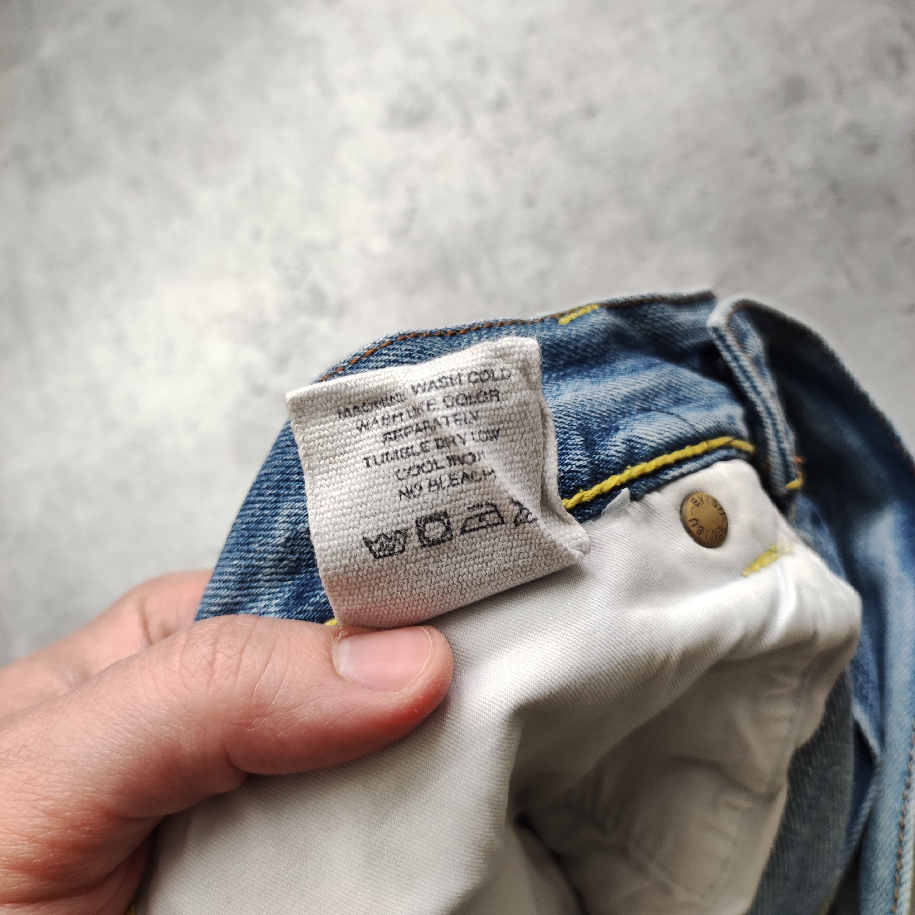 Evisu × Japanese Brand Japanese Brand Evisu Japan Classic Double Logo Denim Shorts Size US 34 / EU 50 - 11 Thumbnail