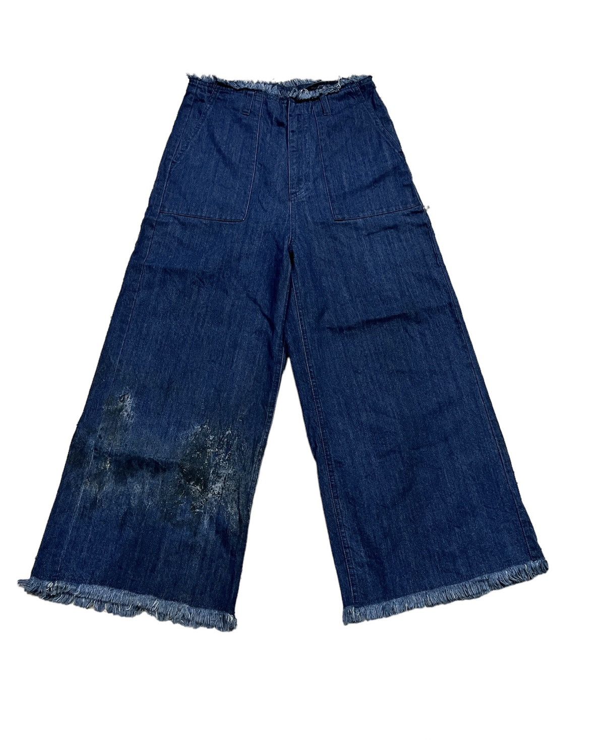 image of Lowrys Farm Flare Jeans in Blue, Women's (Size 29)