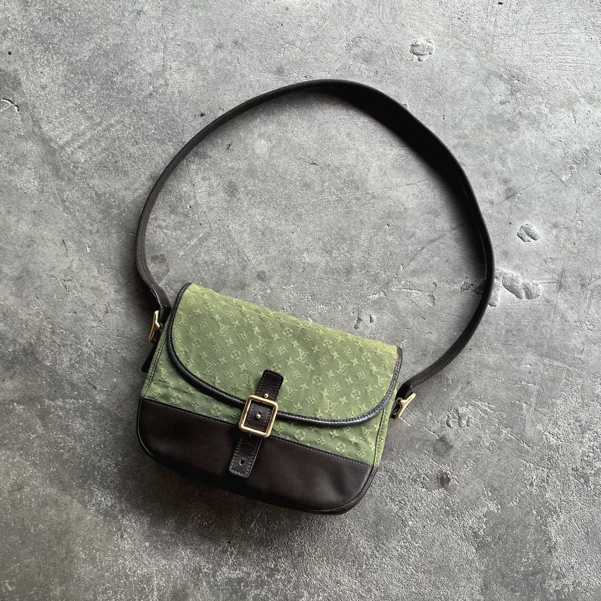 Louis Vuitton Louis Vuitton Bérangère Monogram Mini Lin Crossbody Bag Size ONE SIZE - 1 Thumbnail