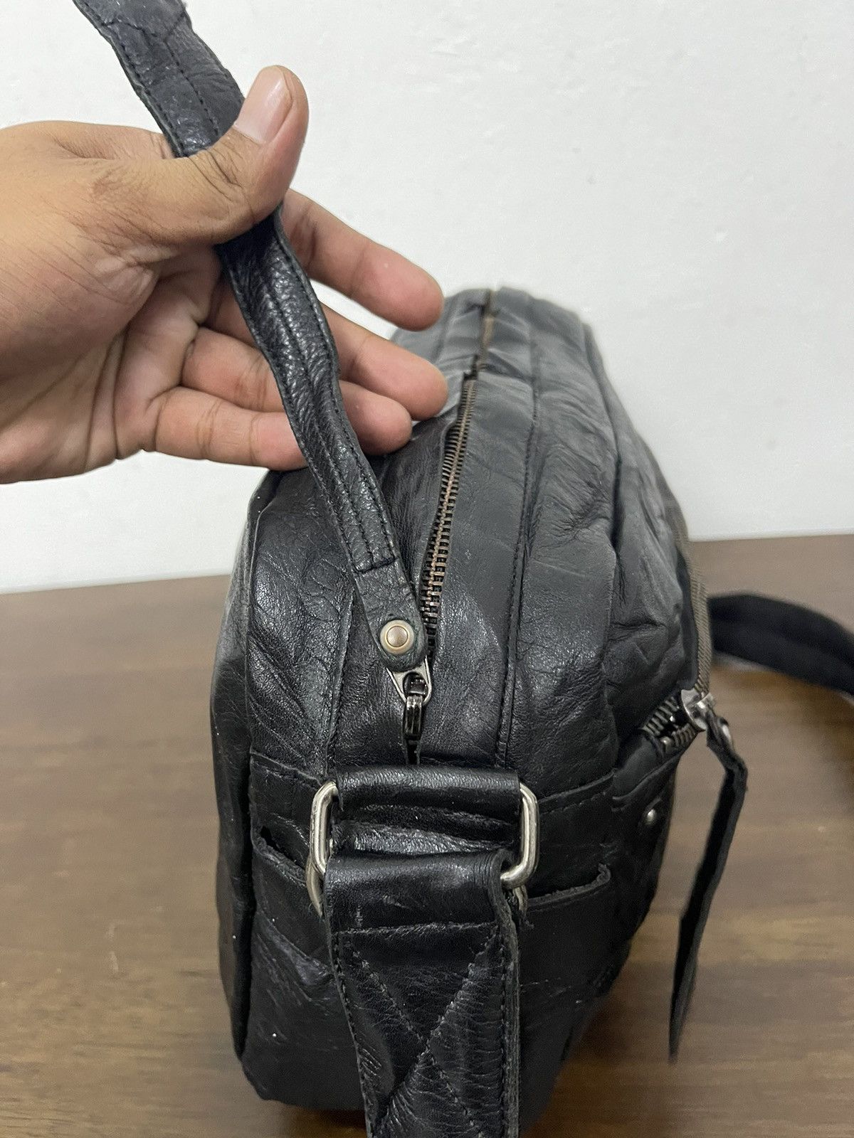 Bark × Genuine Leather × Japanese Brand Unisex🔥🔥🔥BARK TANNAGE japan leather bondage crossbody bag Size ONE SIZE - 13 Thumbnail