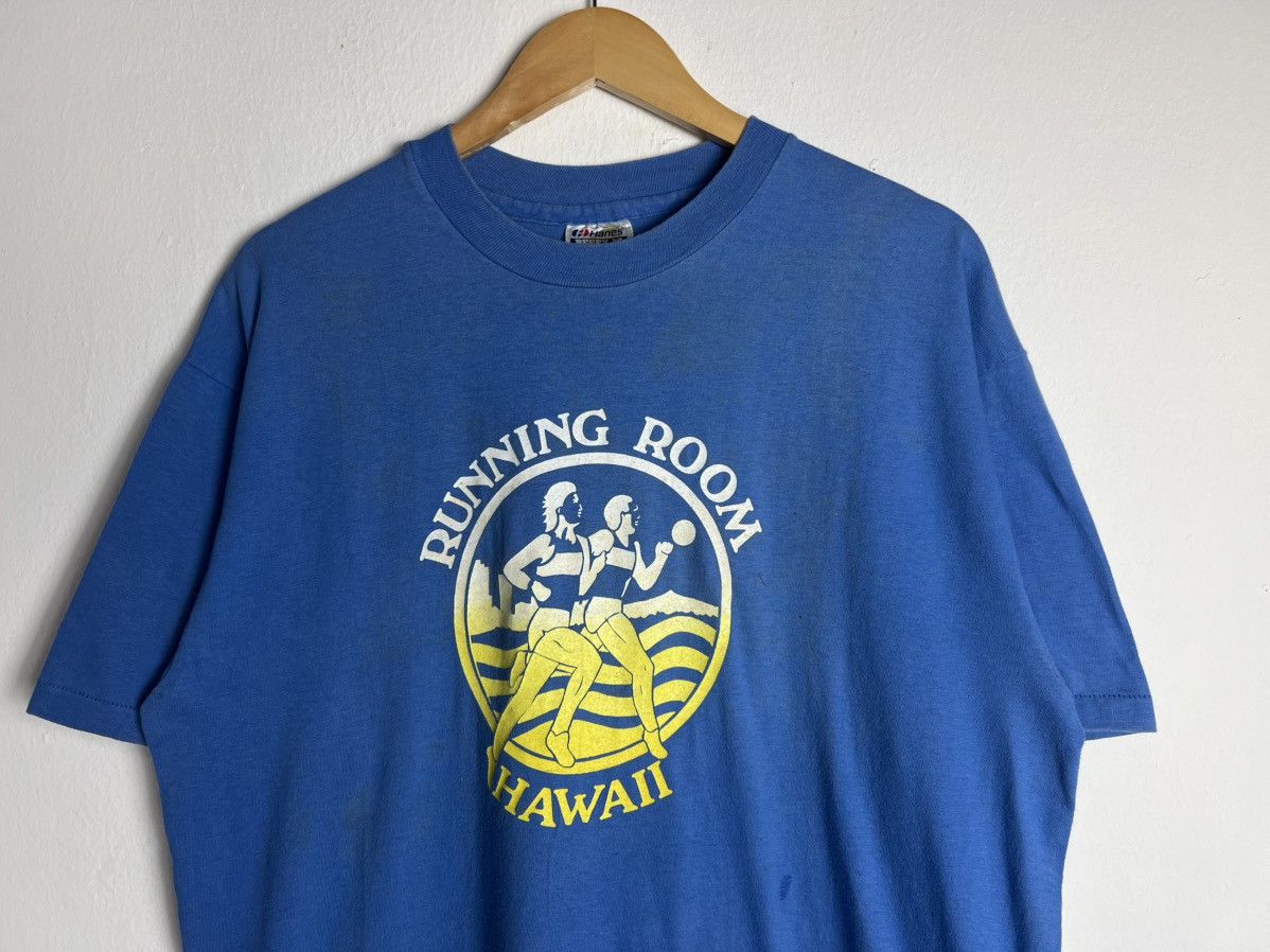 If Six Was Nine Vintage Hawaii Running Room by Hanes Tee Size US L / EU 52-54 / 3 - 3 Thumbnail
